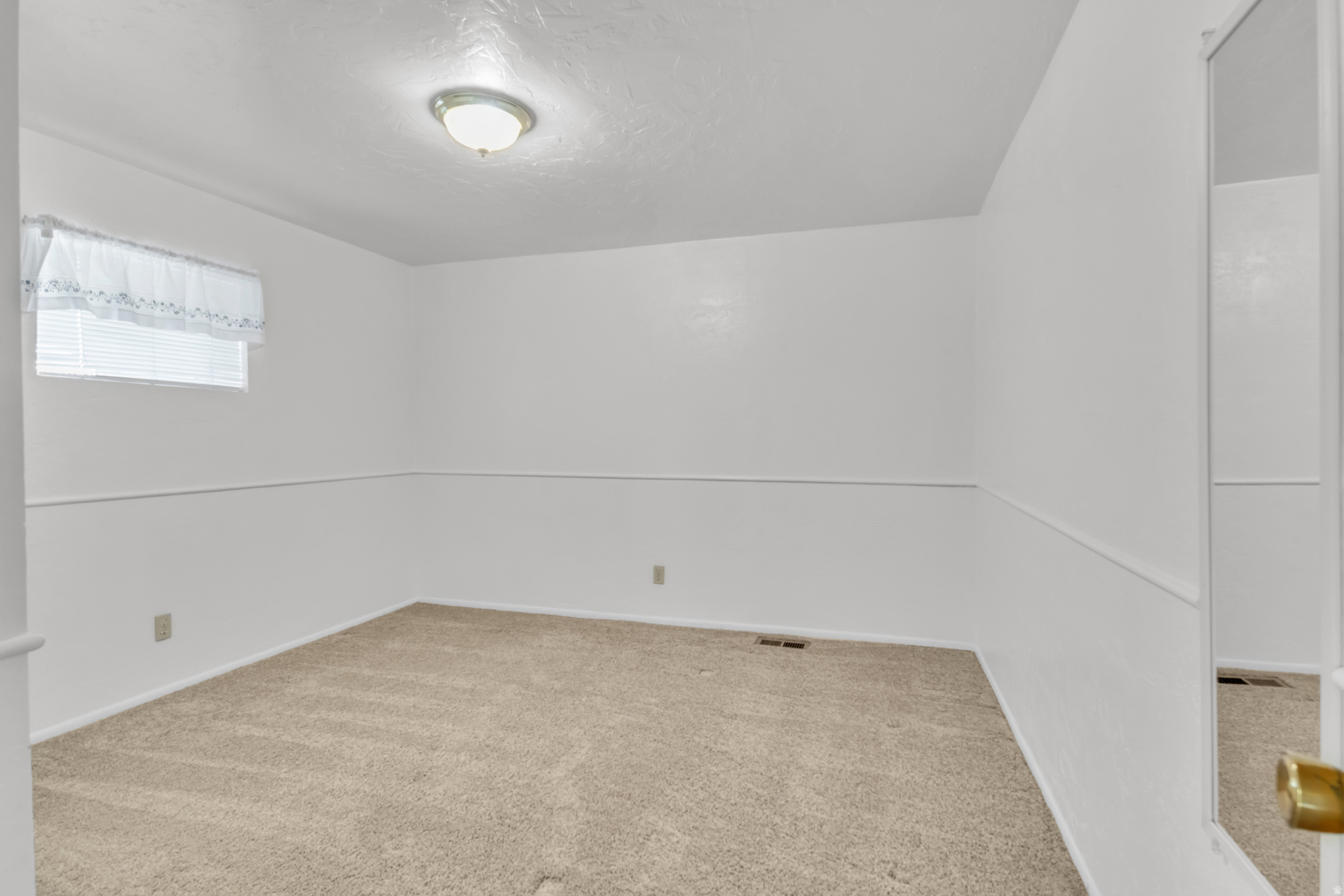 SALEM HILLS - Residential