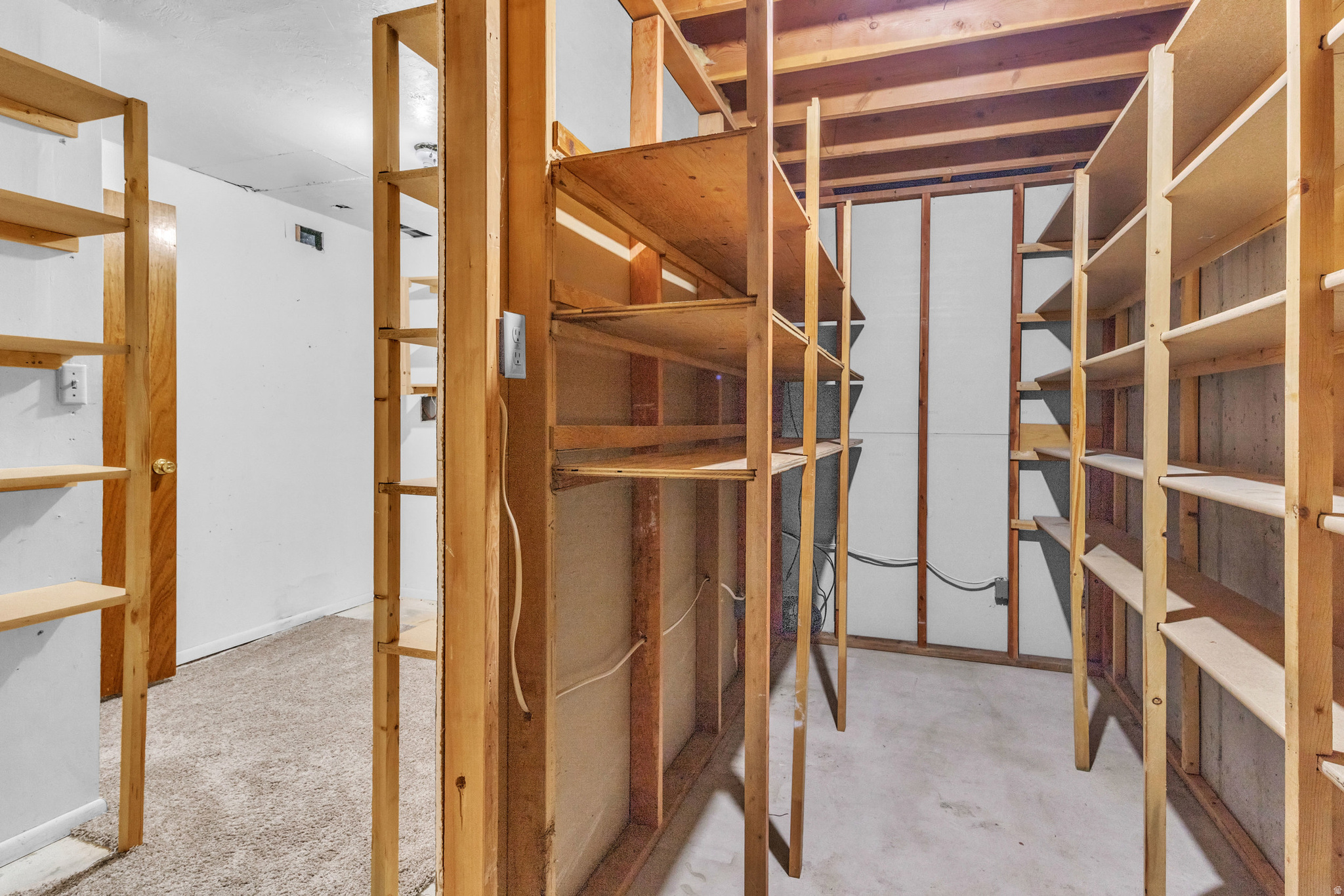 SALEM HILLS - Residential