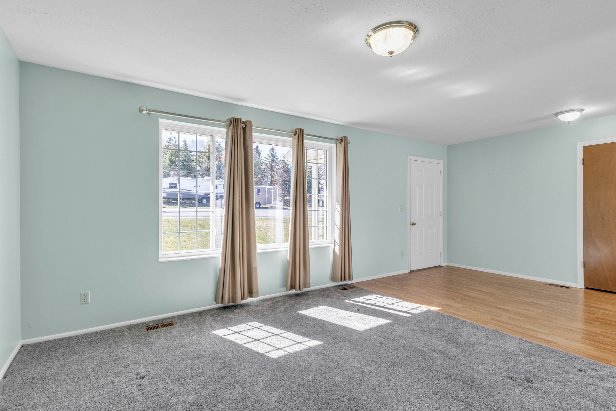 SALEM HILLS - Residential