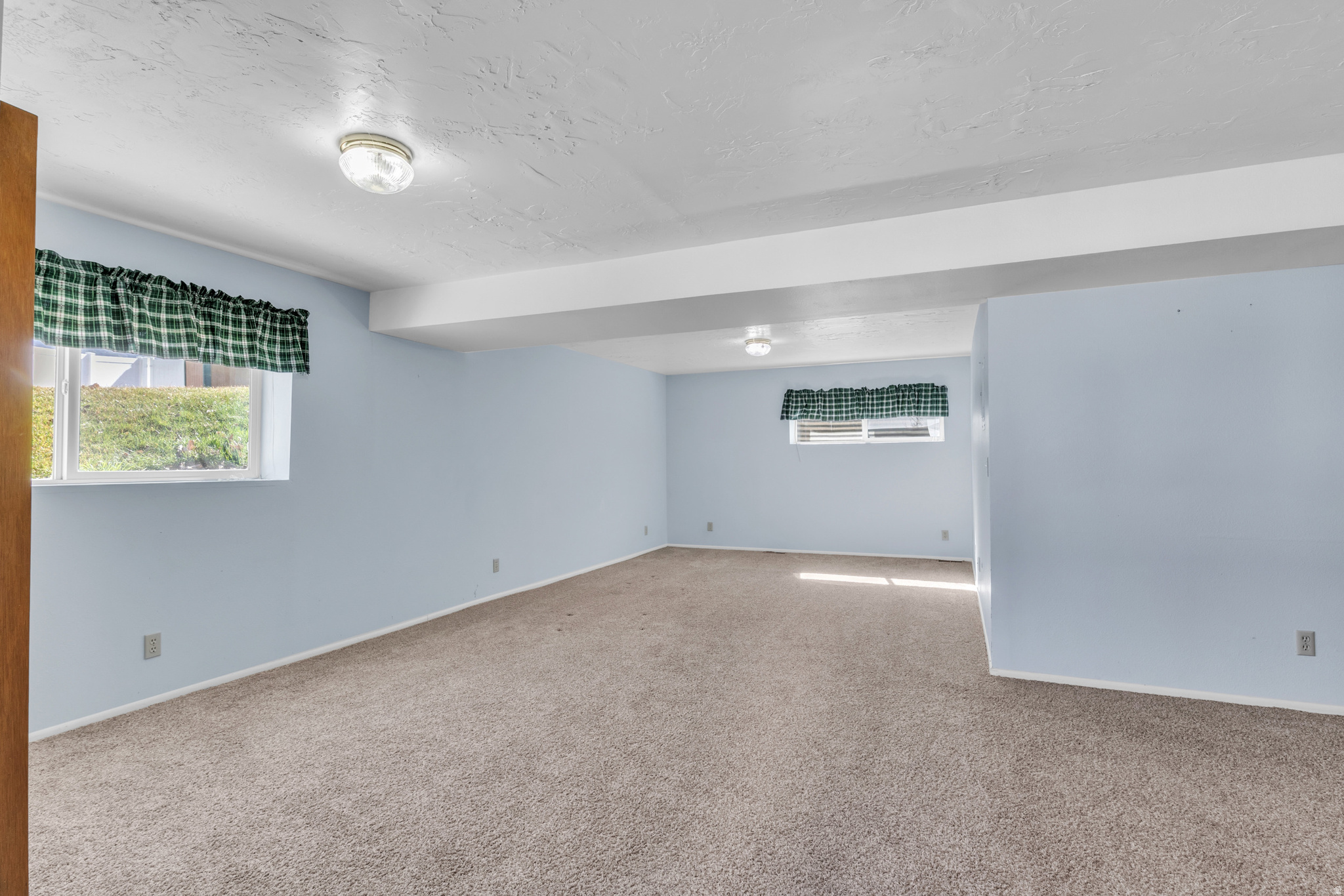 SALEM HILLS - Residential