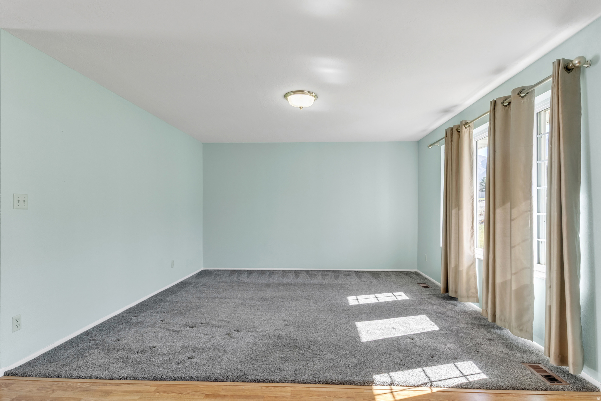 SALEM HILLS - Residential