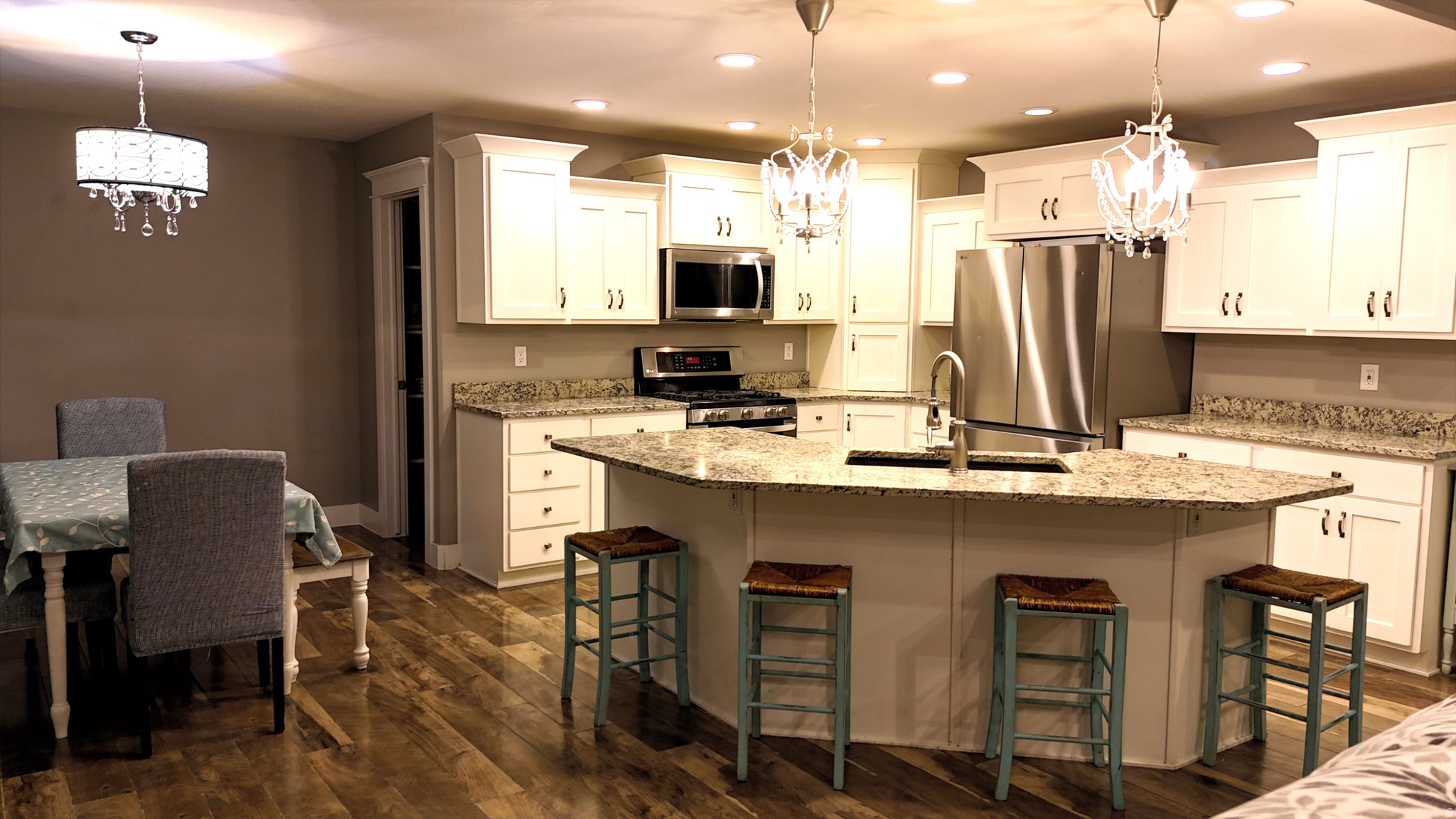 FREMONT ESTATES - Residential