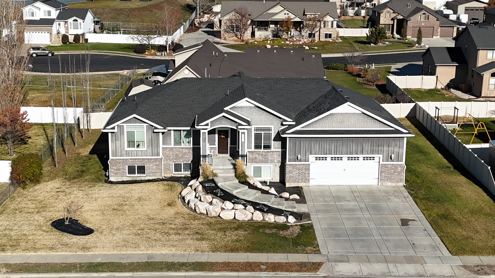 FREMONT ESTATES - Residential