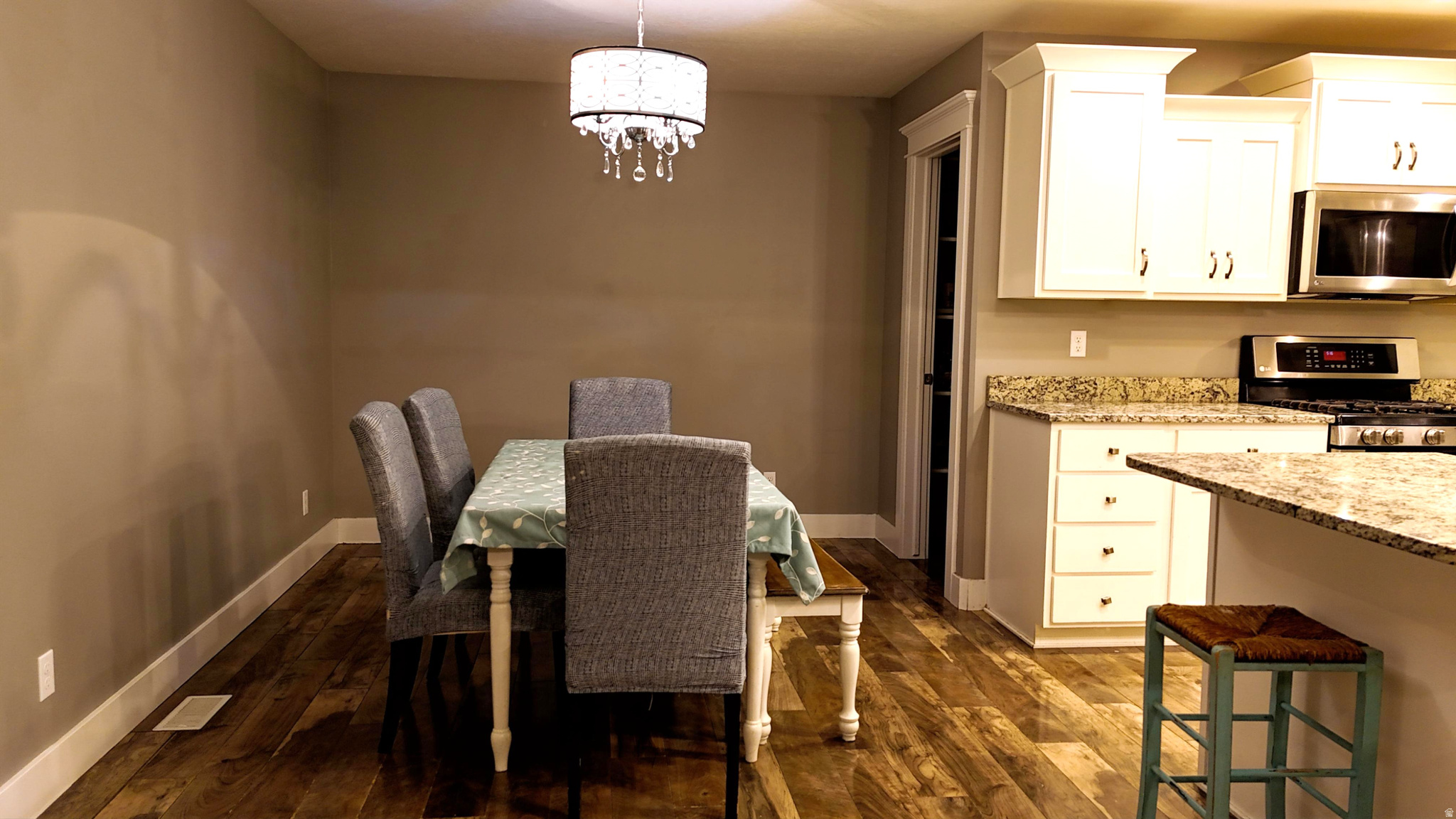 FREMONT ESTATES - Residential