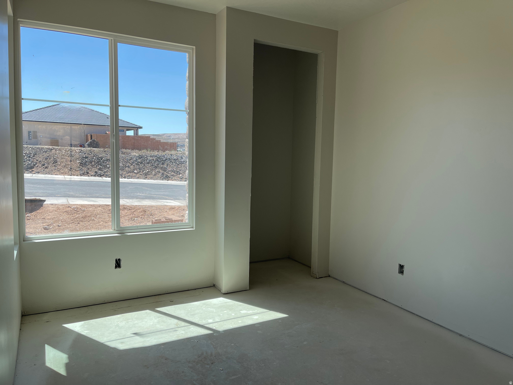 PAINTED SANDS - Residential