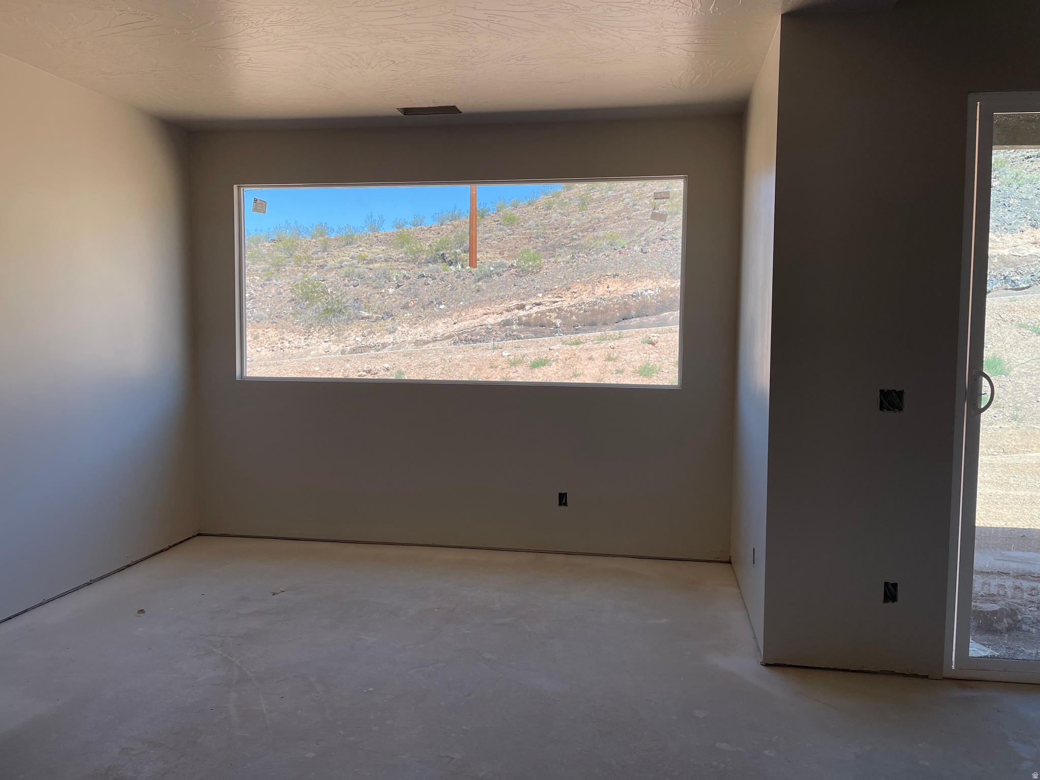 PAINTED SANDS - Residential