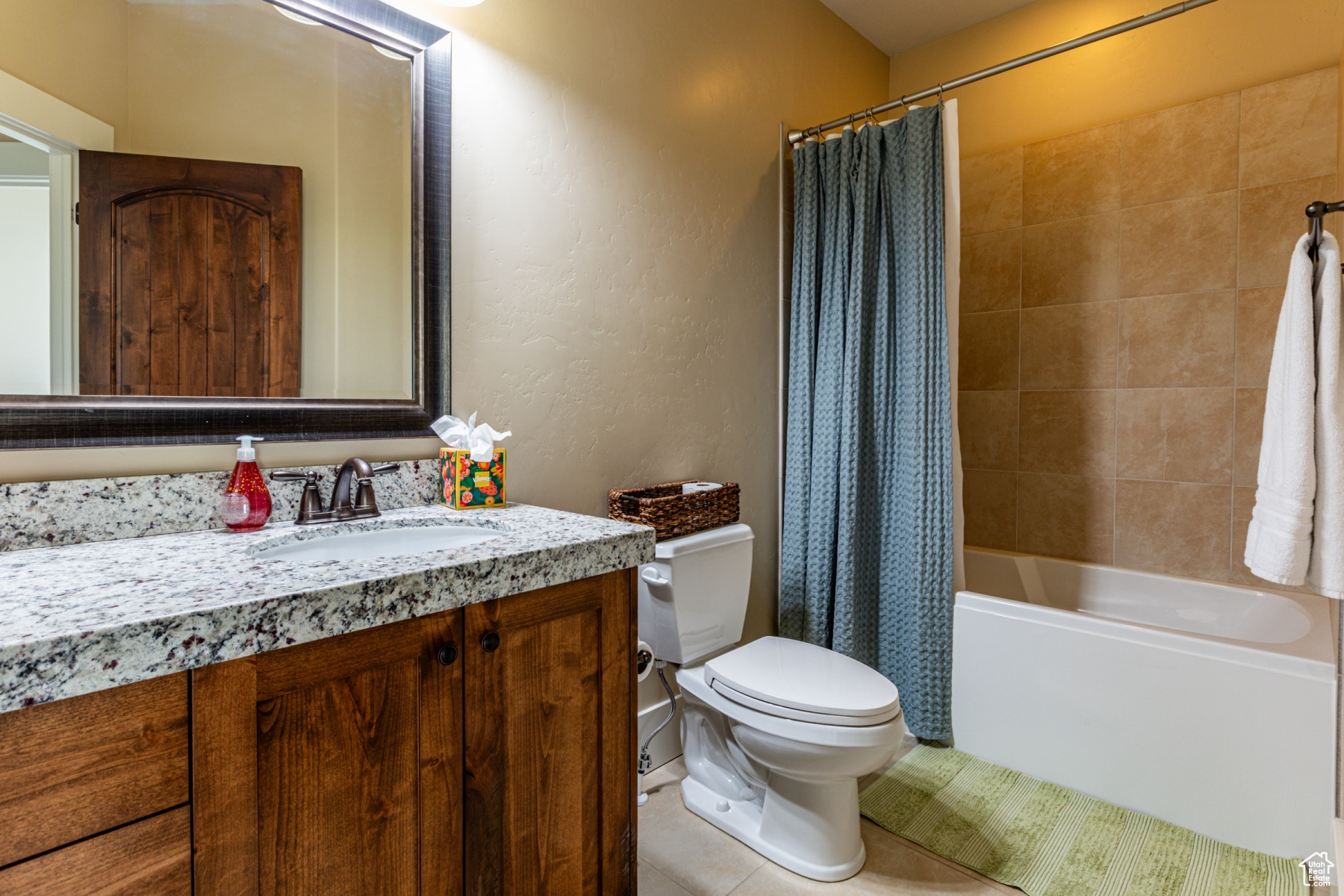 RUSTLER - Residential Lease