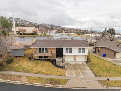 Photo of 626 E 2150 S, Bountiful, UT 84010 (MLS # 2129289)