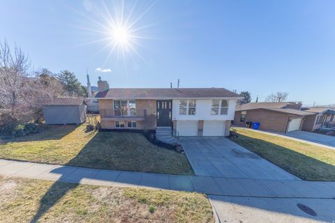 Photo of 626 E 2150 S, Bountiful, UT 84010 (MLS # 2129289)