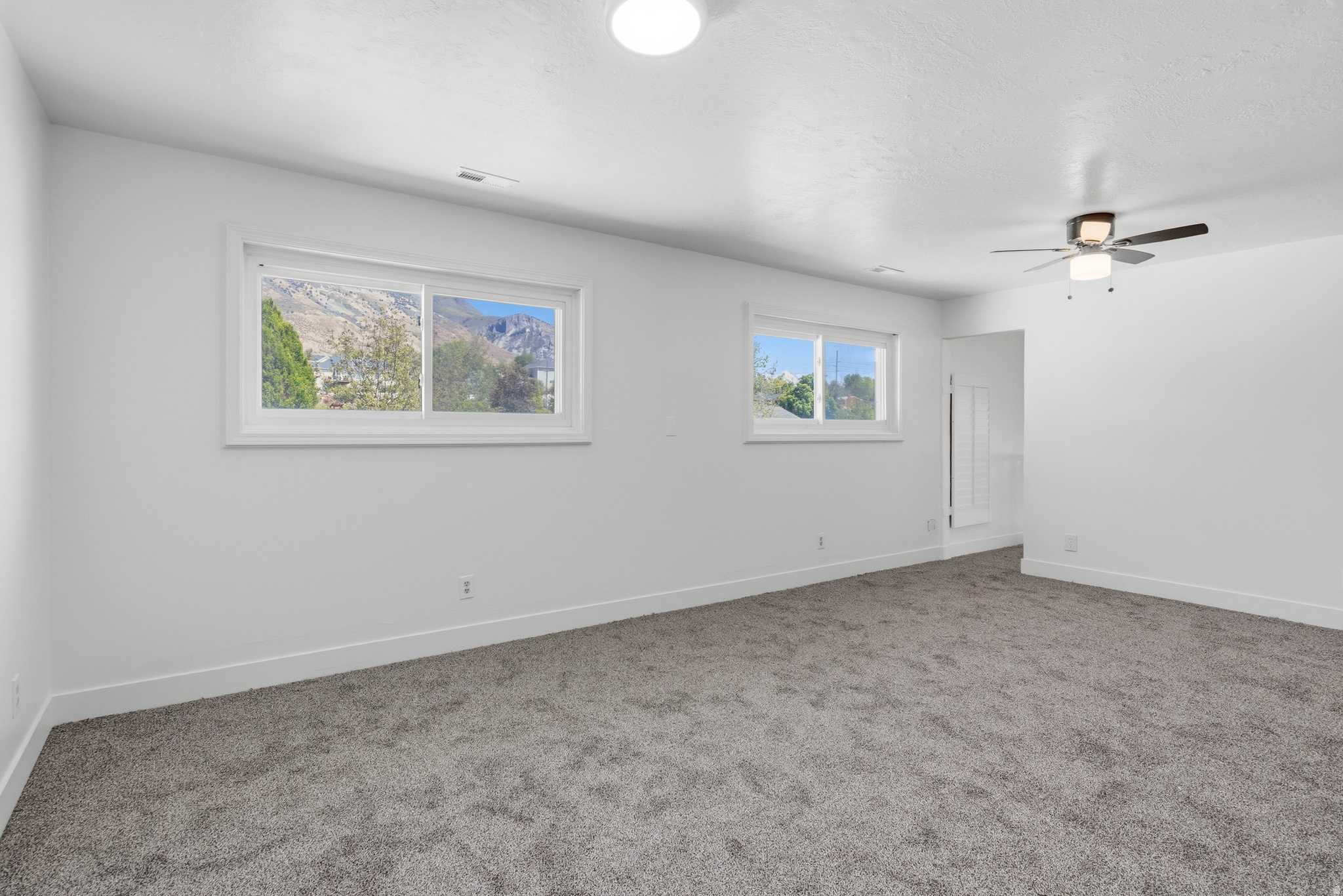 SUMNER ACRES - Residential
