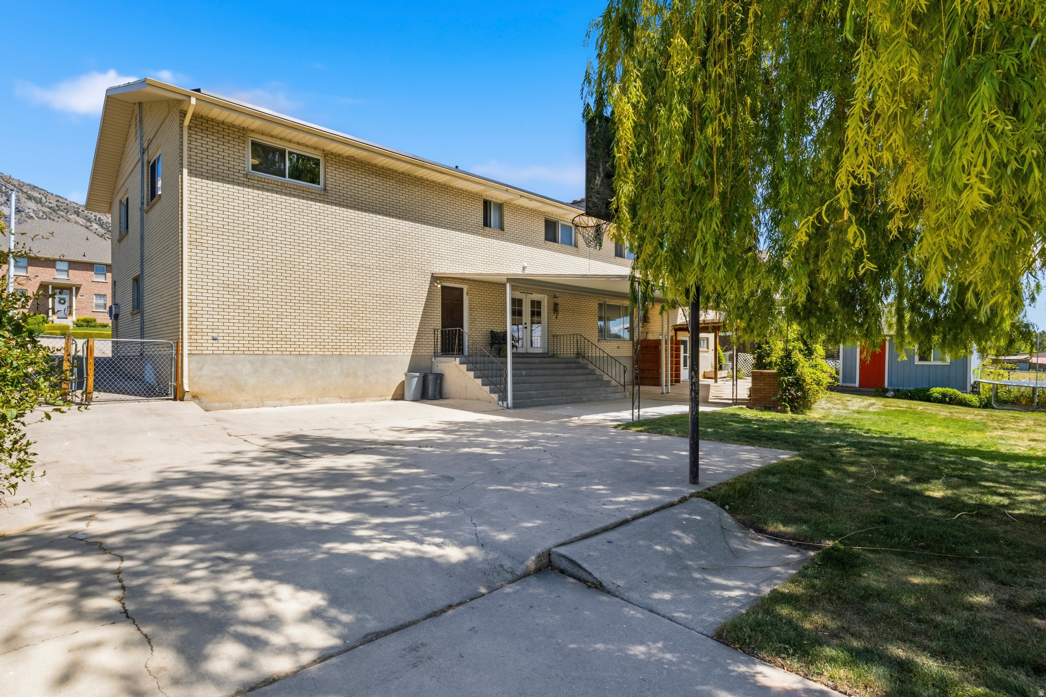 SUMNER ACRES - Residential