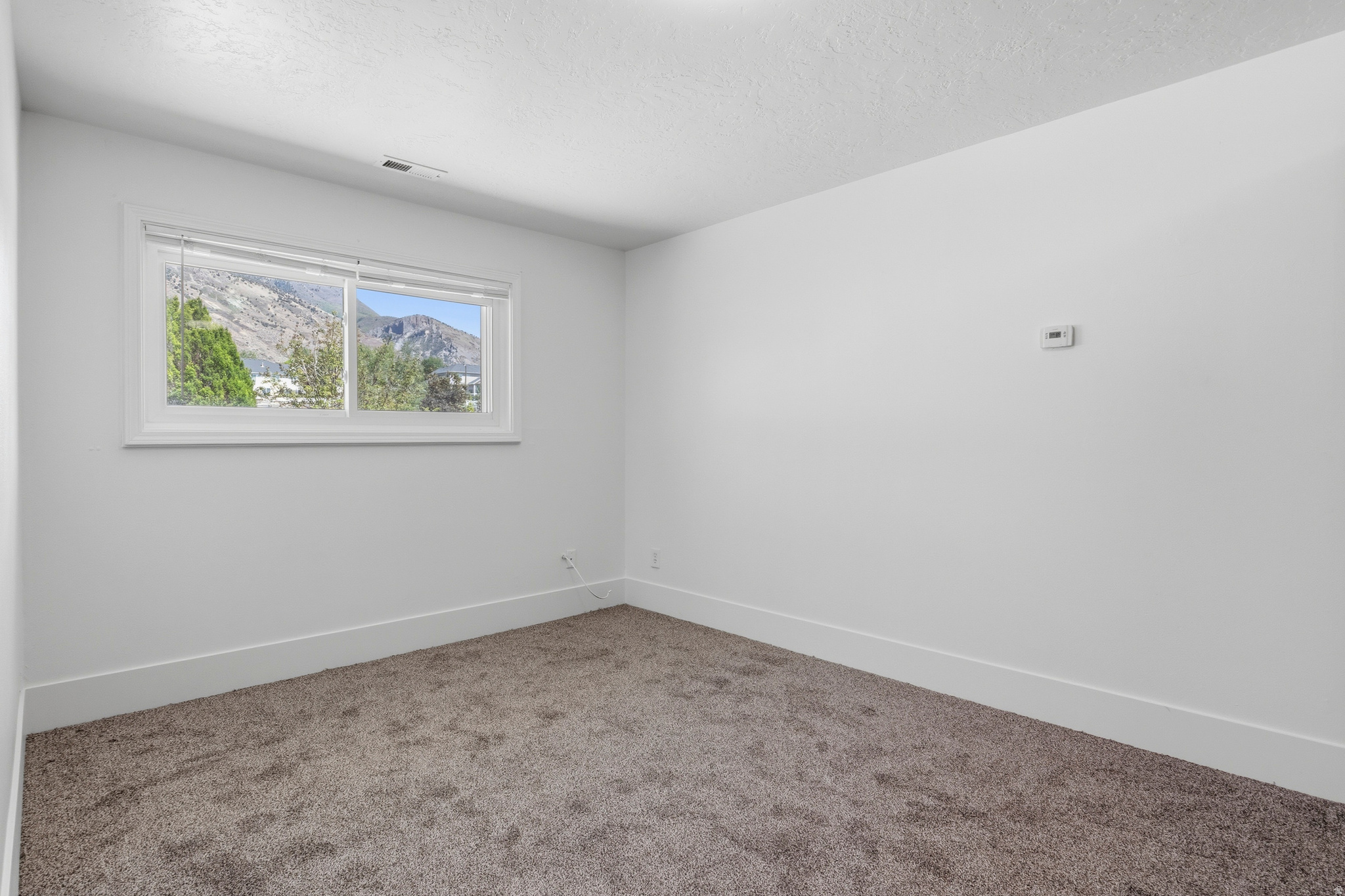 SUMNER ACRES - Residential