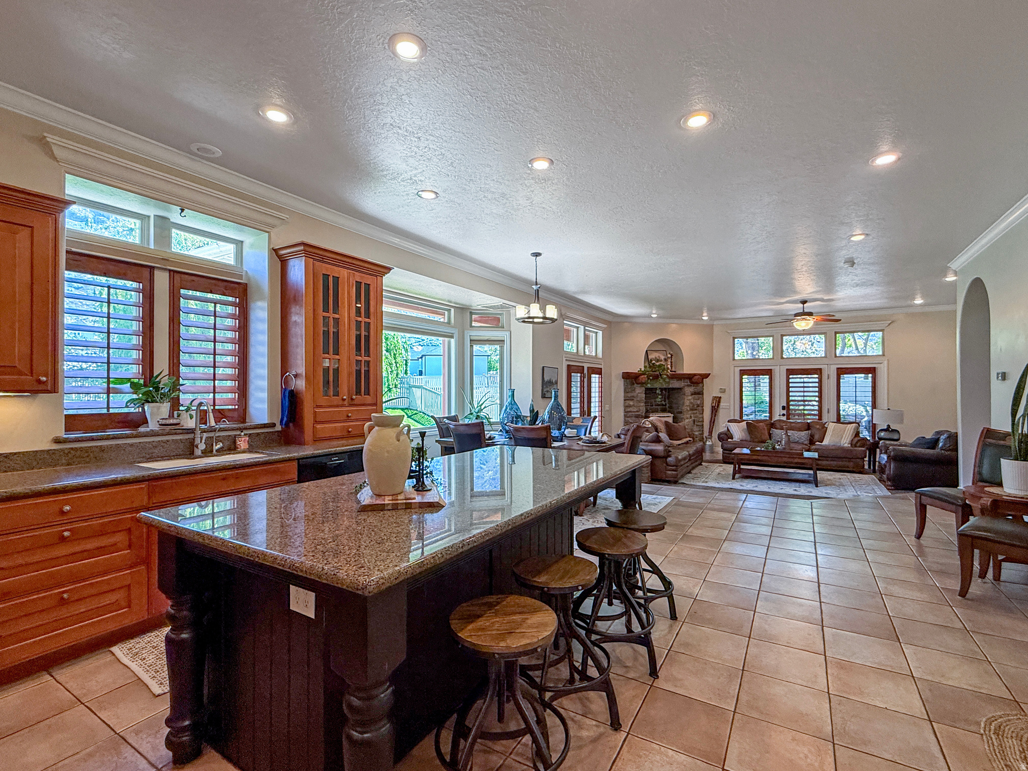 NORTH HAMPTON - Residential
