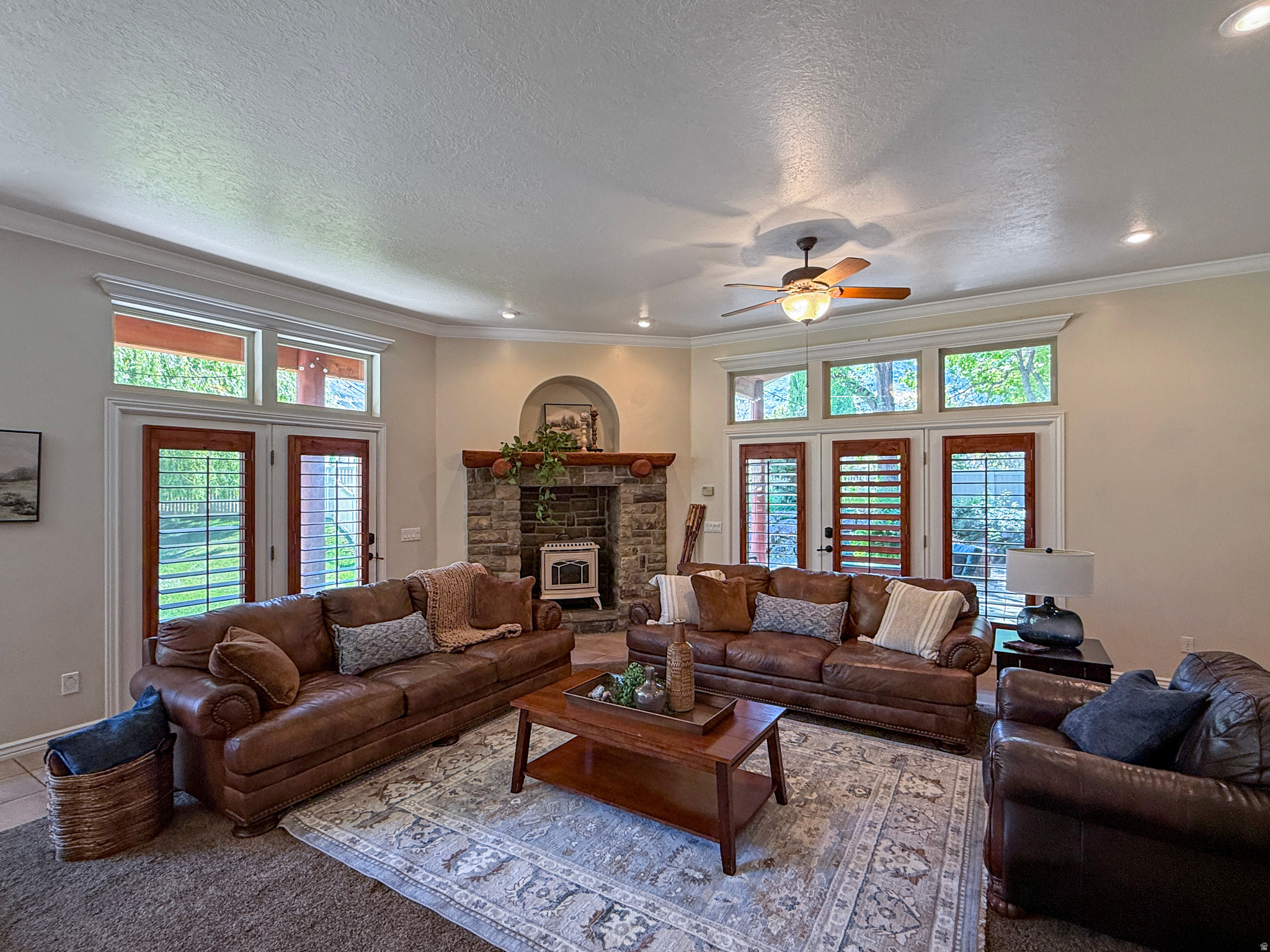 NORTH HAMPTON - Residential