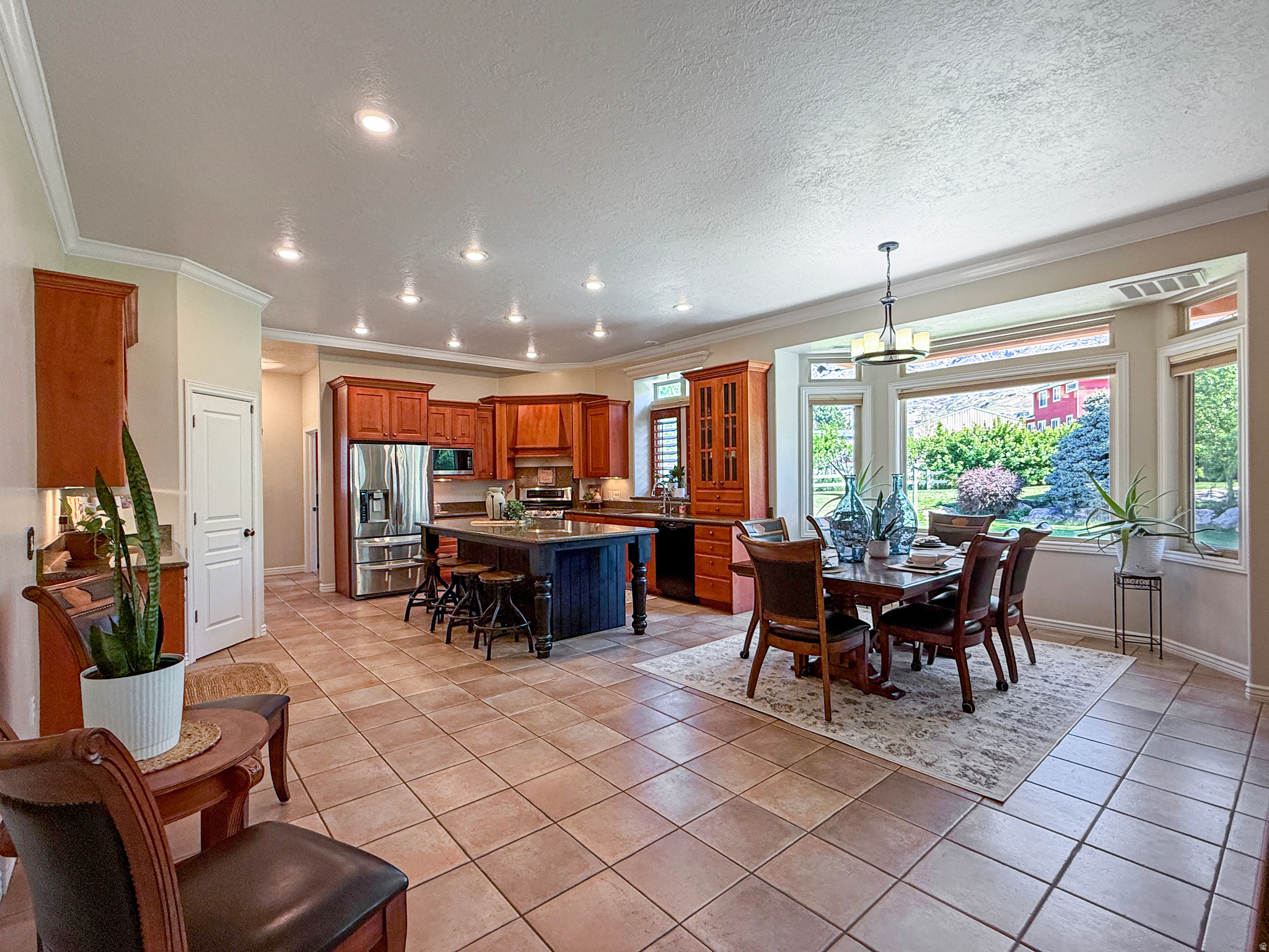NORTH HAMPTON - Residential