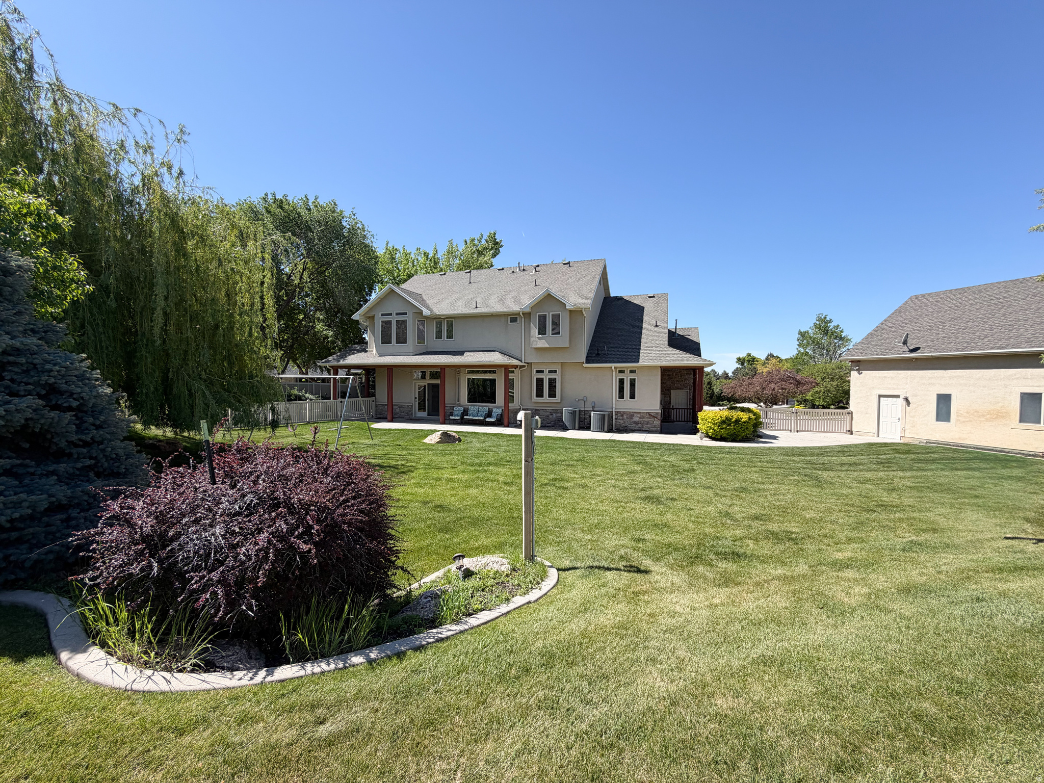 NORTH HAMPTON - Residential