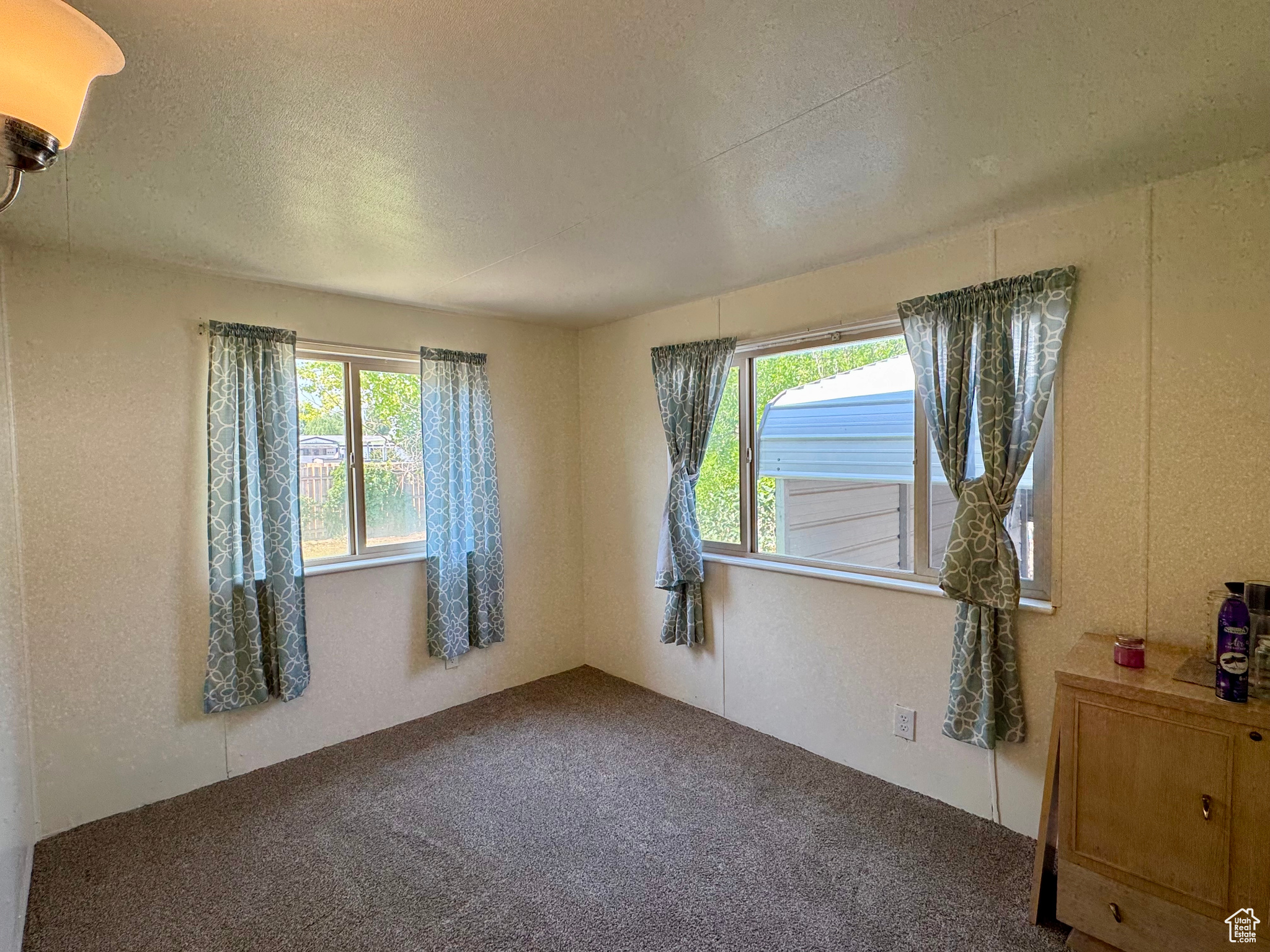 DELTA ESTATES - Residential