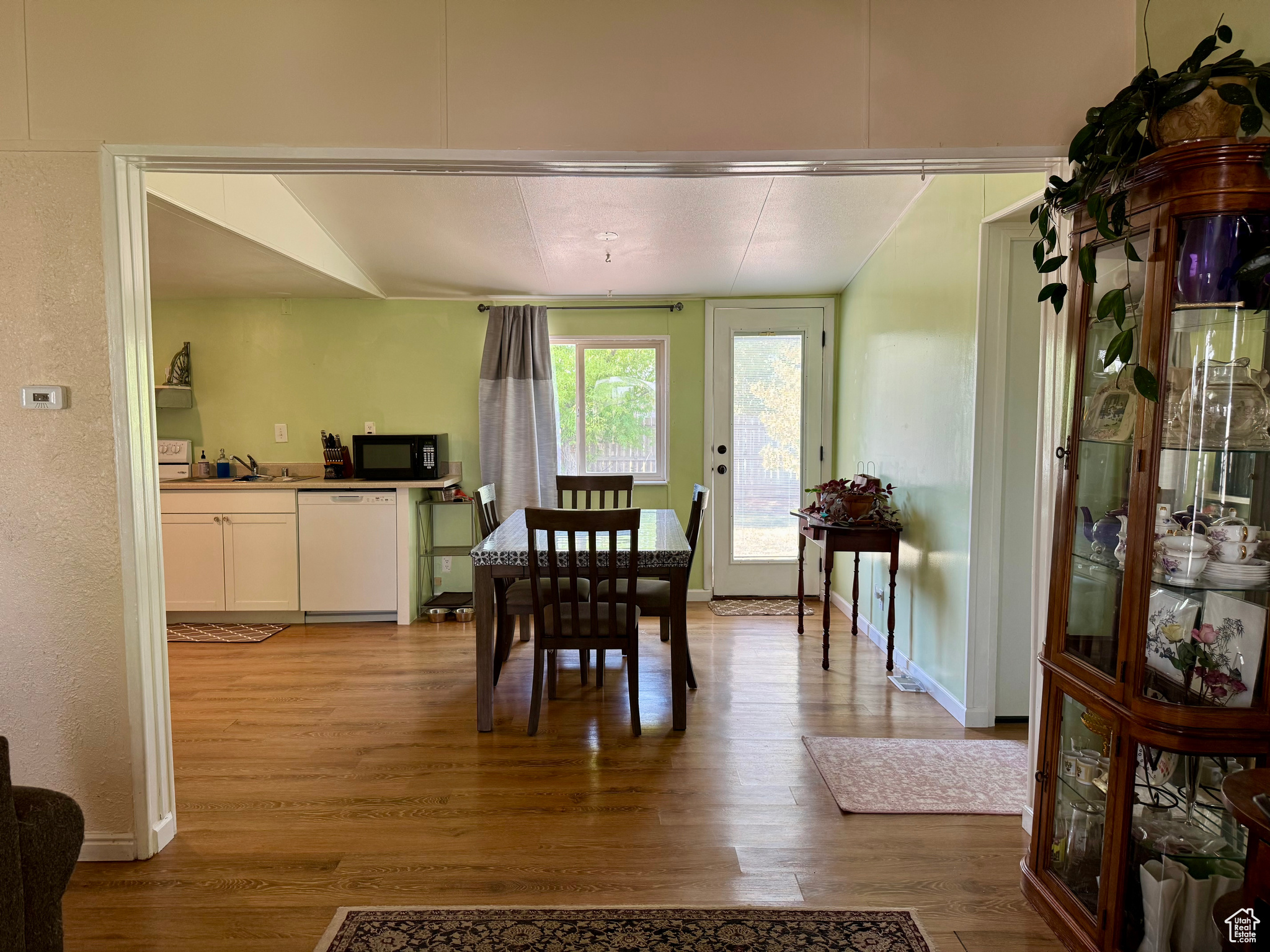 DELTA ESTATES - Residential