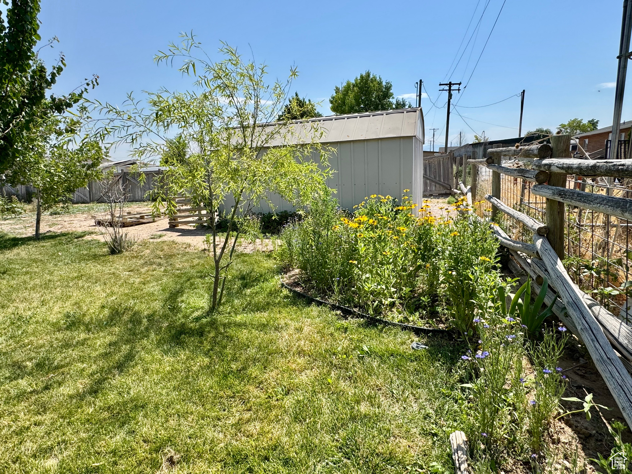 DELTA ESTATES - Residential