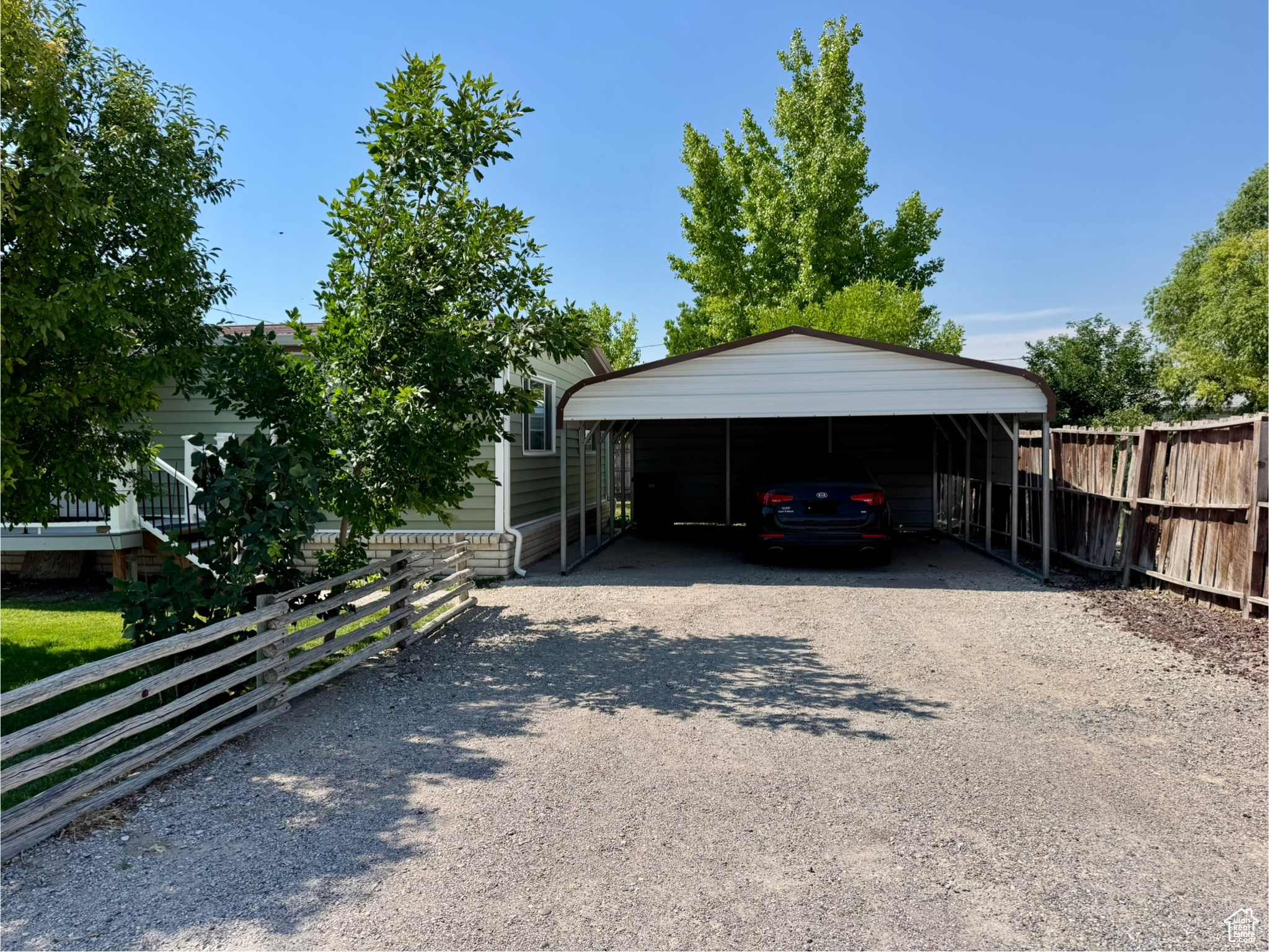 DELTA ESTATES - Residential