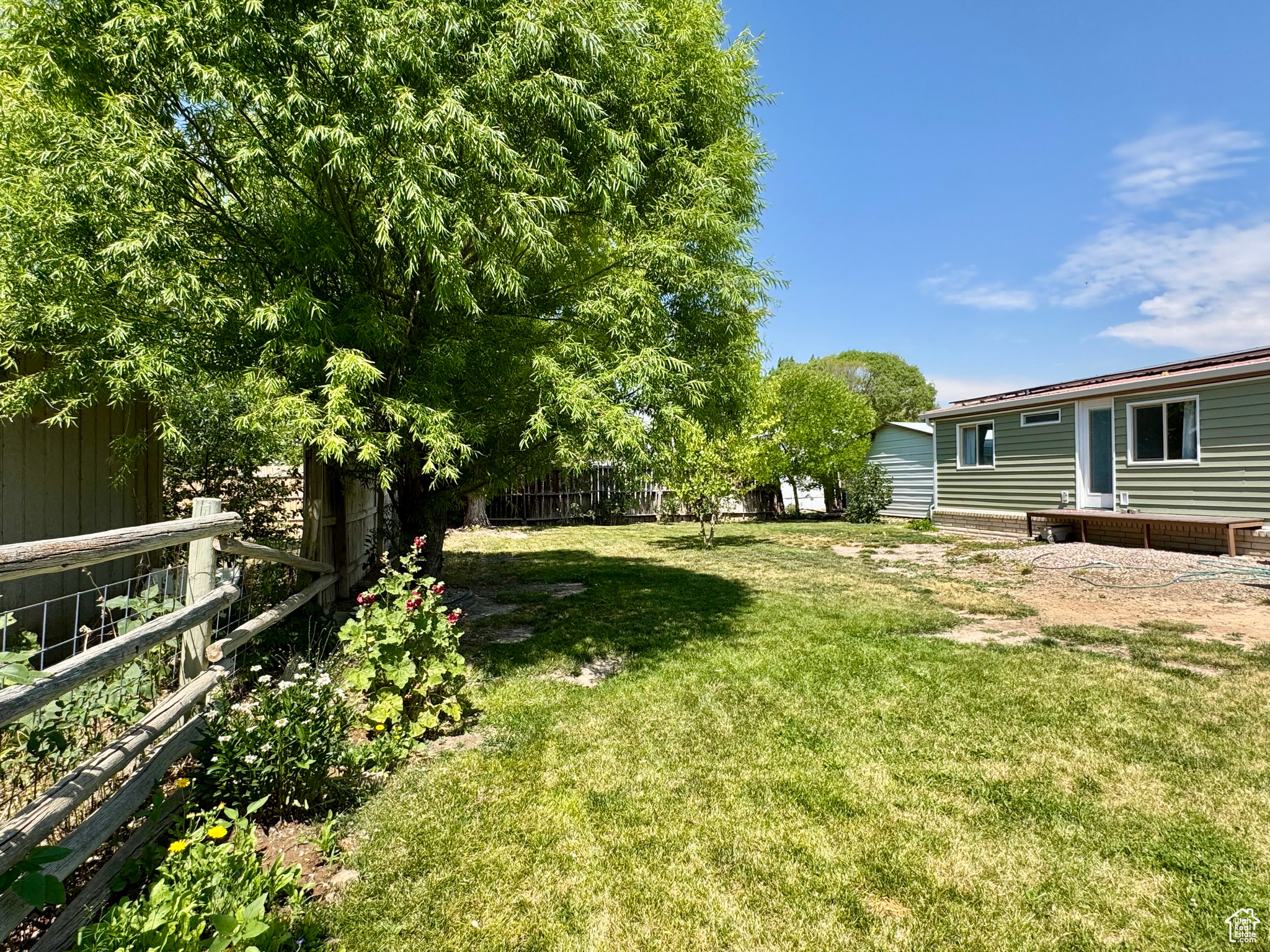 DELTA ESTATES - Residential