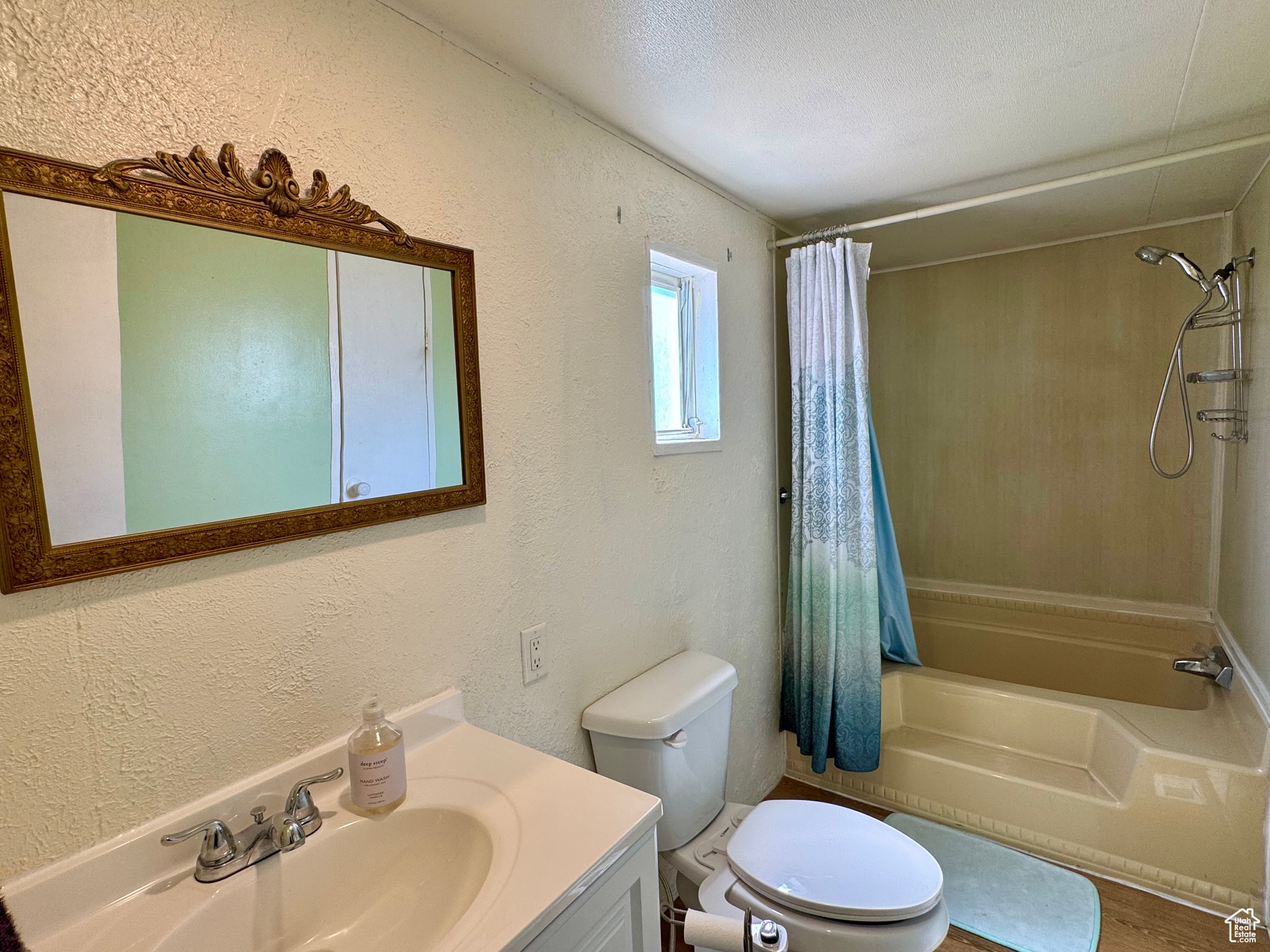 DELTA ESTATES - Residential