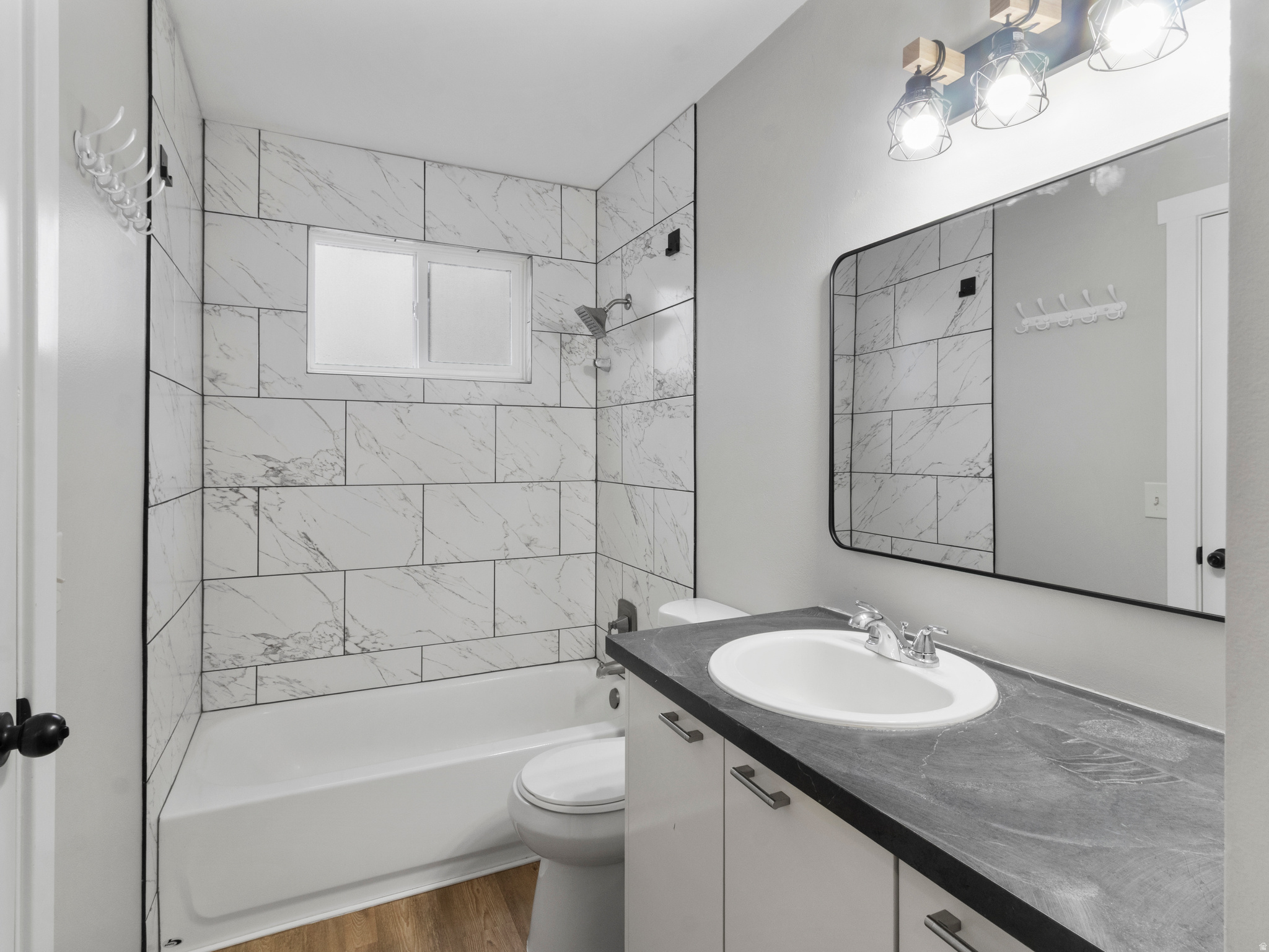 MISTY HILLS - Residential