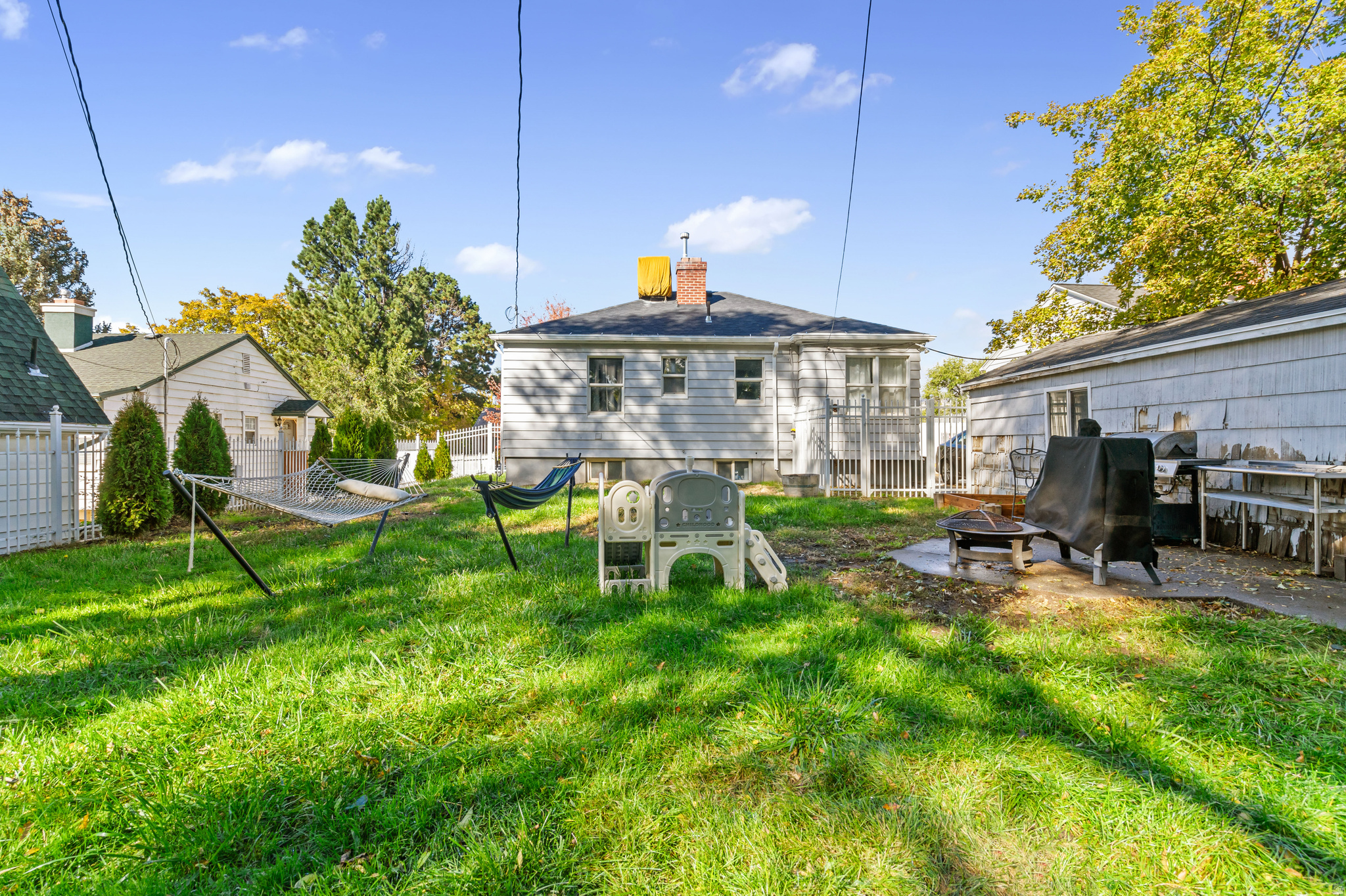 CLUB HEIGHTS - Residential