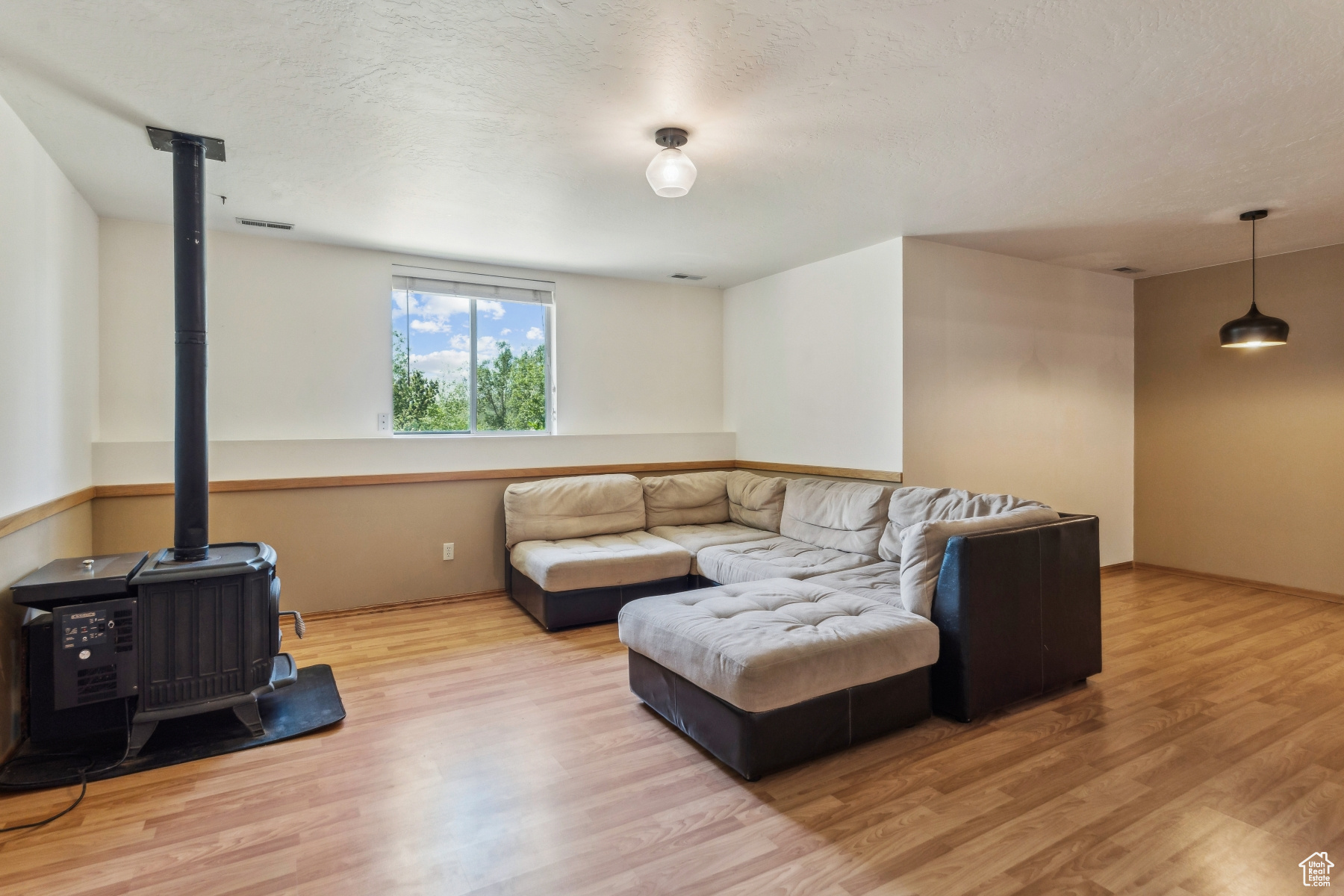 HIGHLAND ESTATES - Residential