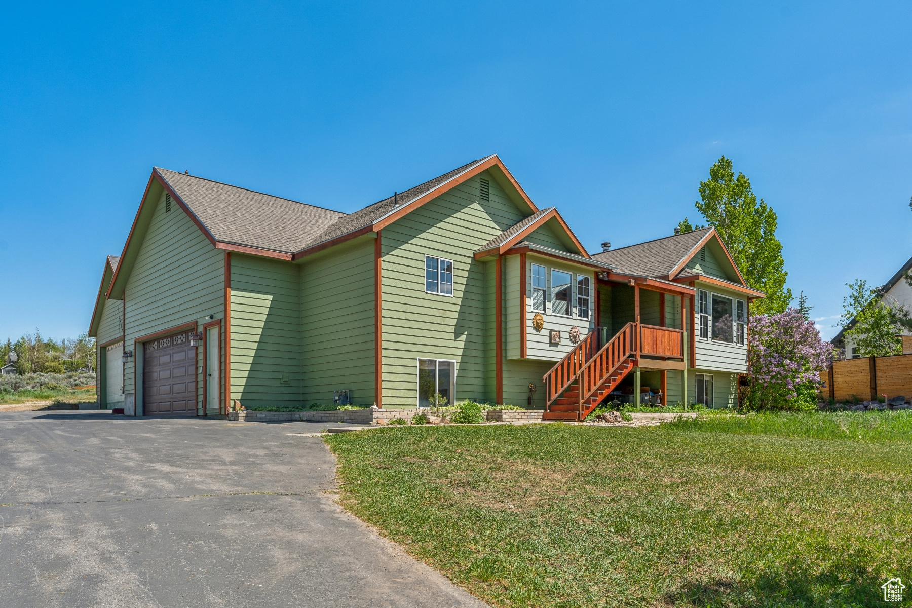 HIGHLAND ESTATES - Residential