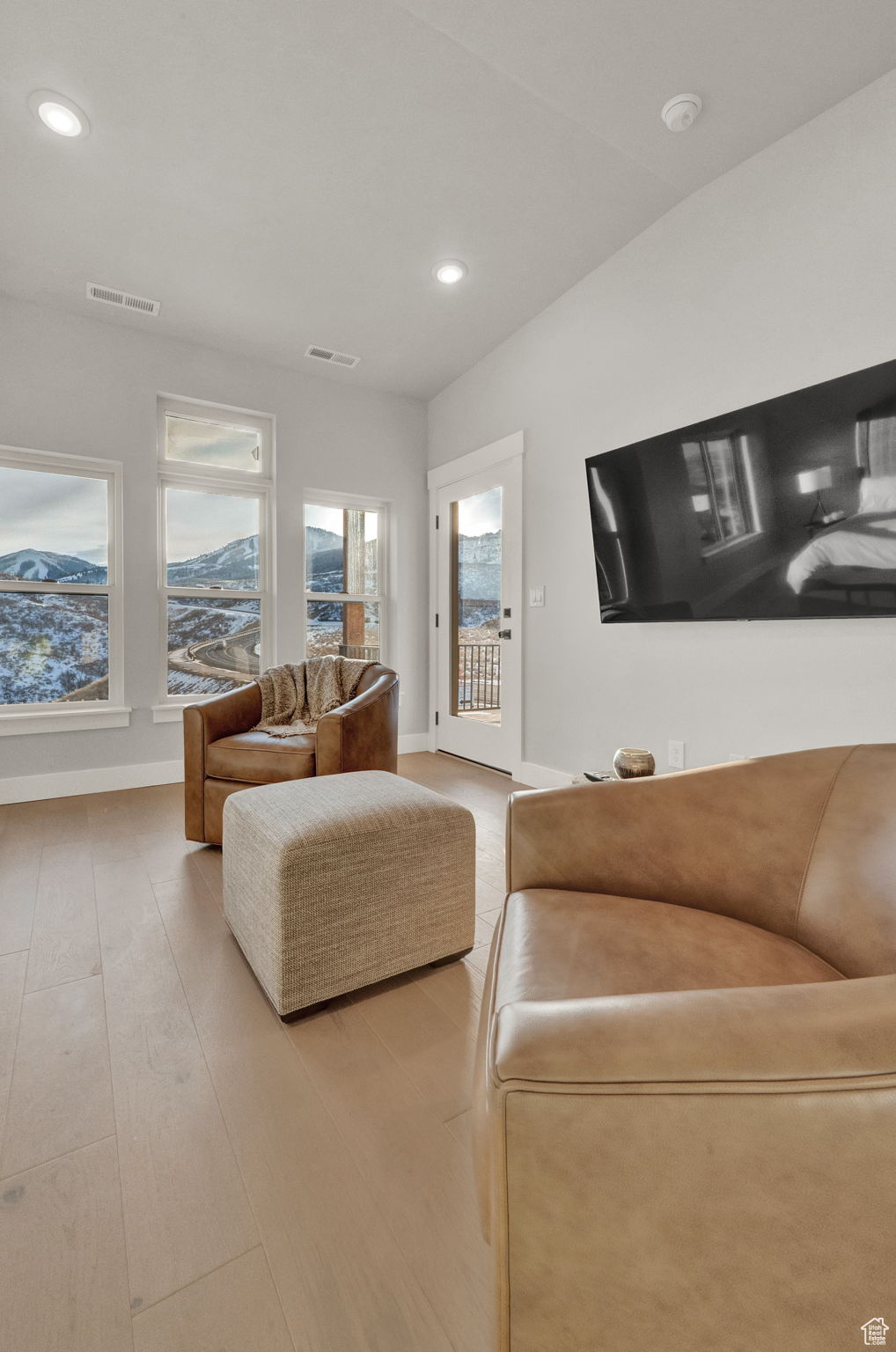 SAGE HEN - Residential