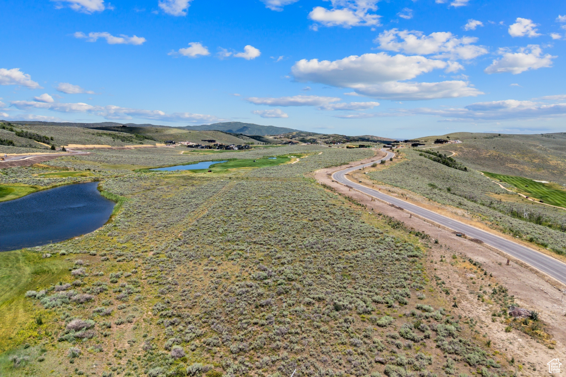 LINKS EDGE - Residential