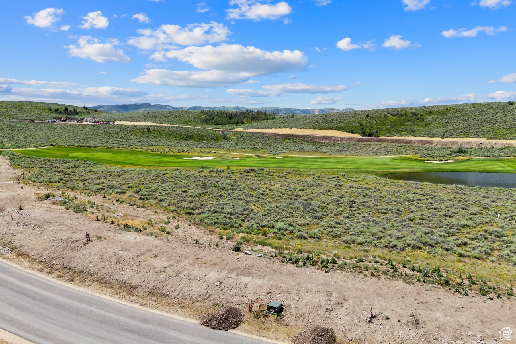 LINKS EDGE - Residential