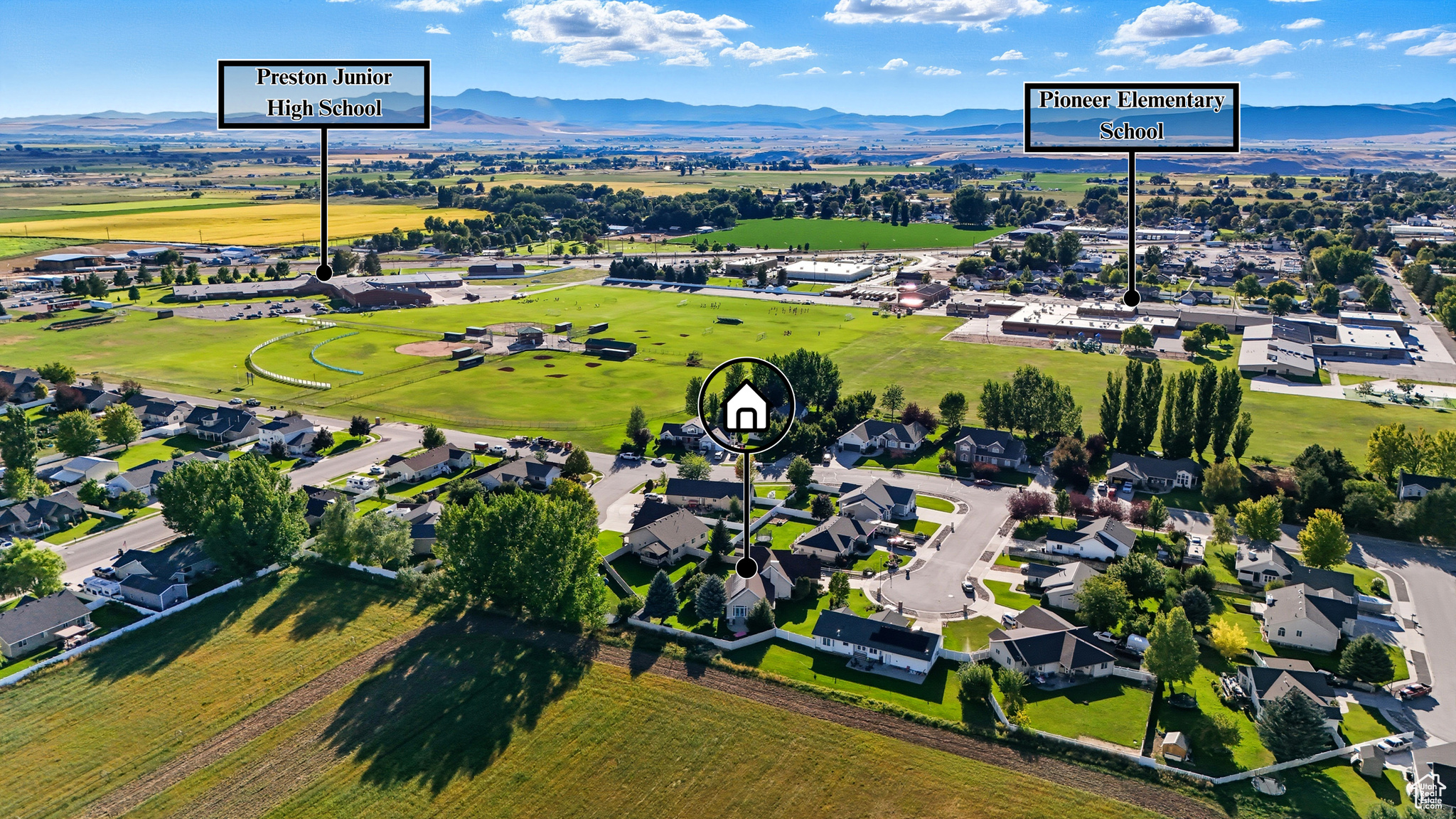 OAKWOOD ESTATES - Residential