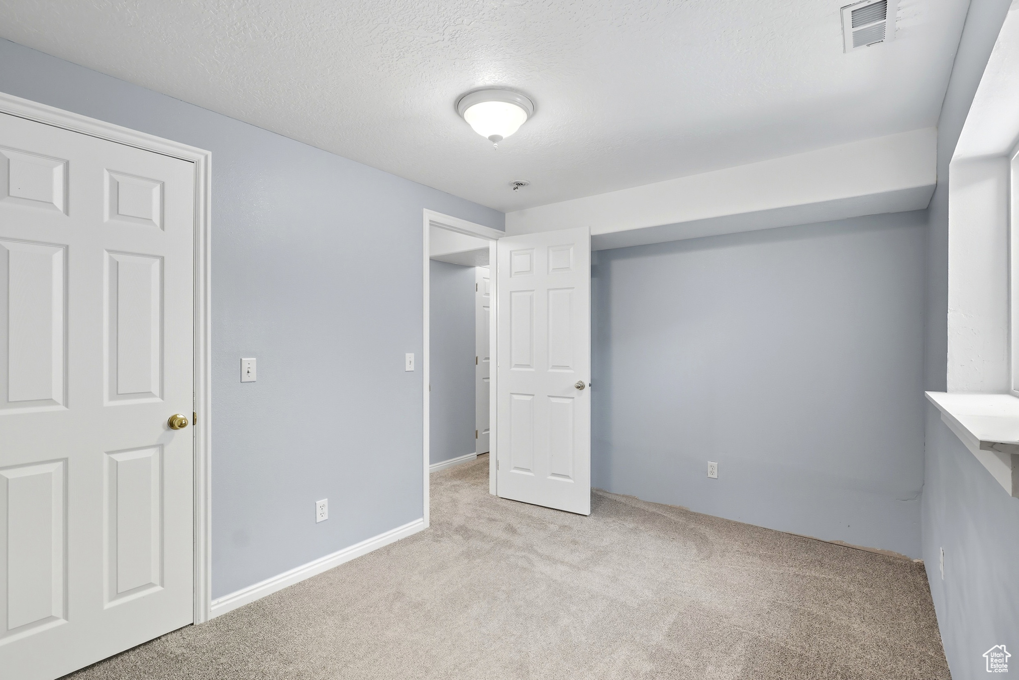 OAKWOOD ESTATES - Residential