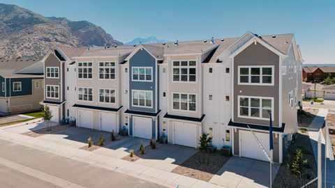 Photo of 247 E 1825 N #10, North Ogden, UT 84414 (MLS # 2119982)