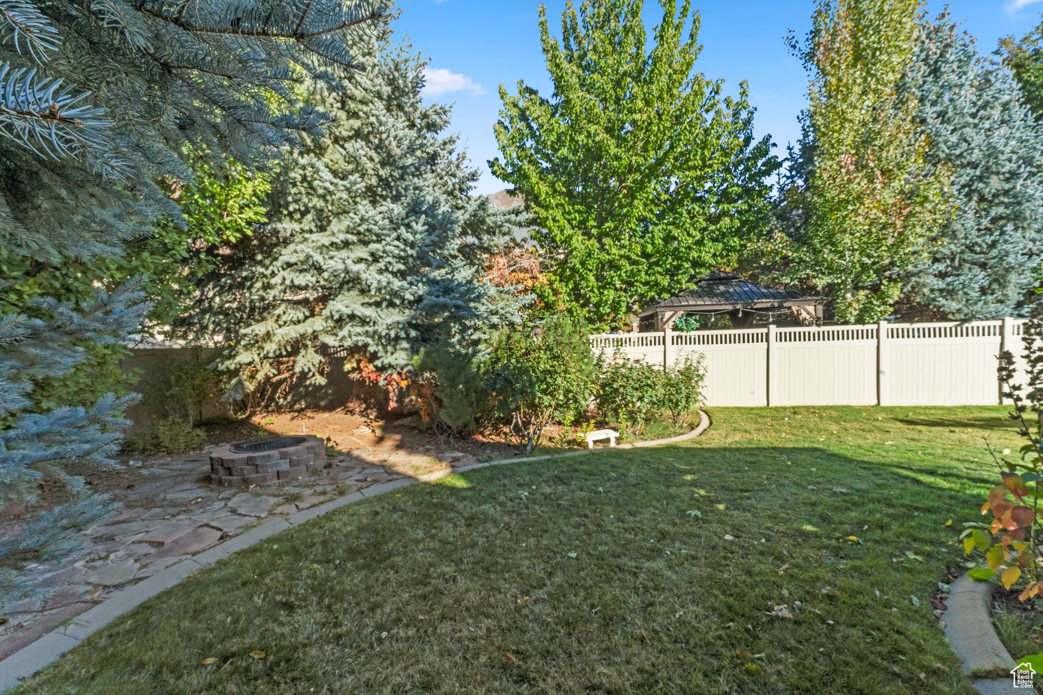 HEALEY HEIGHTS - Residential