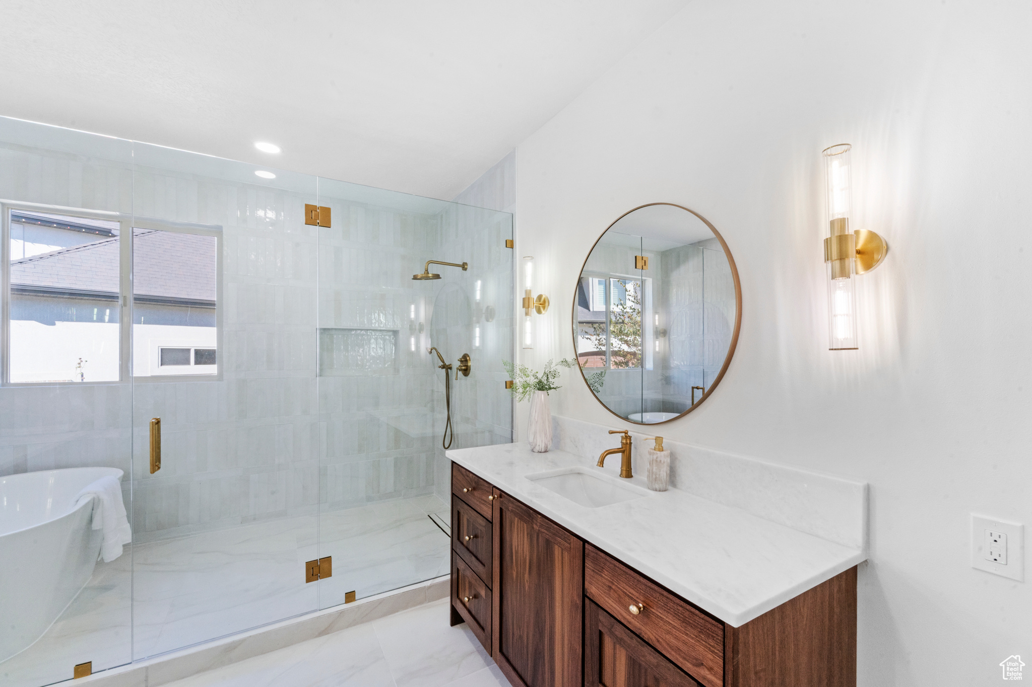 HEALEY HEIGHTS - Residential