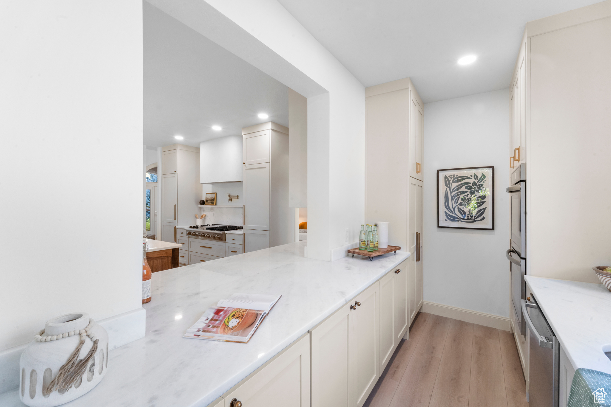 HEALEY HEIGHTS - Residential