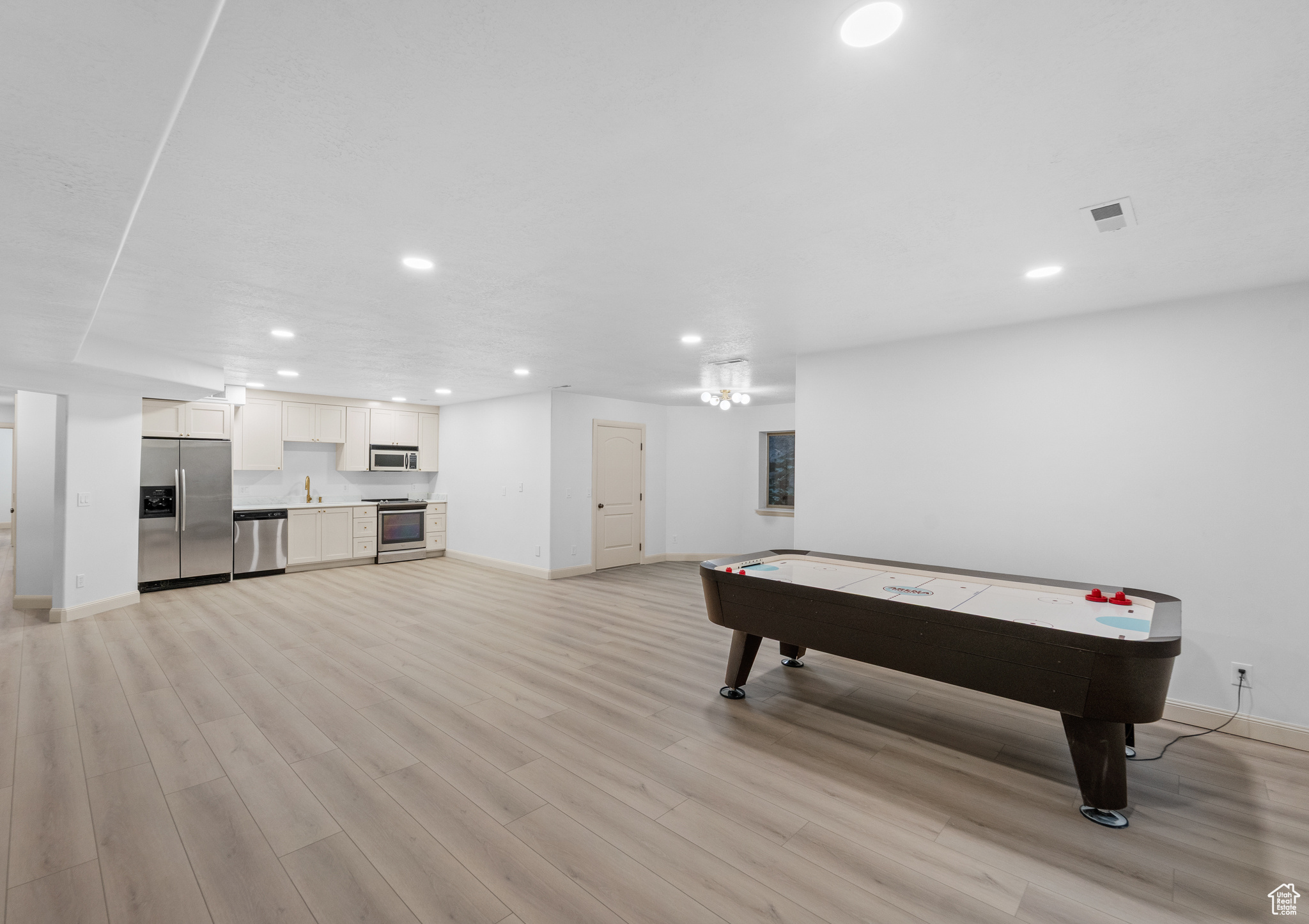 HEALEY HEIGHTS - Residential