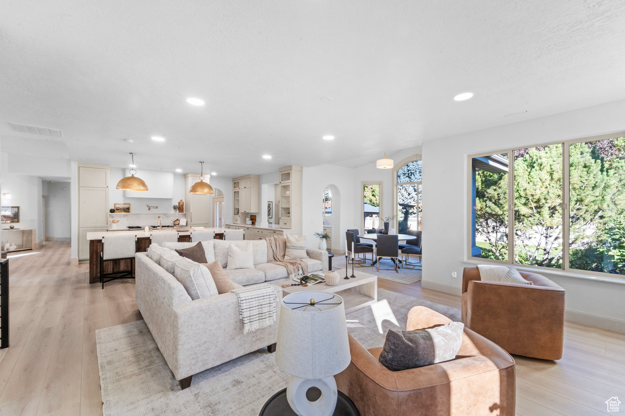 HEALEY HEIGHTS - Residential