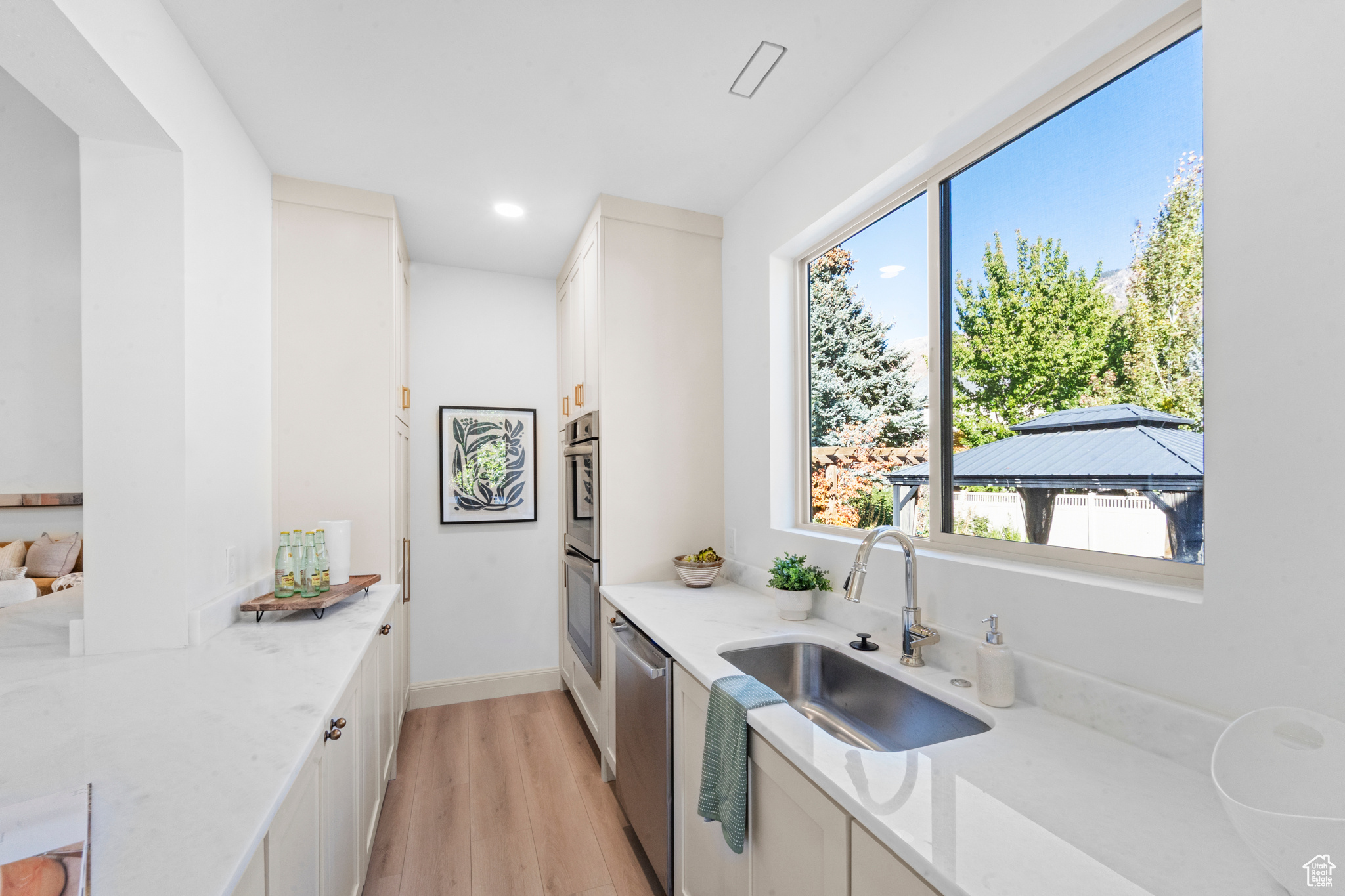 HEALEY HEIGHTS - Residential