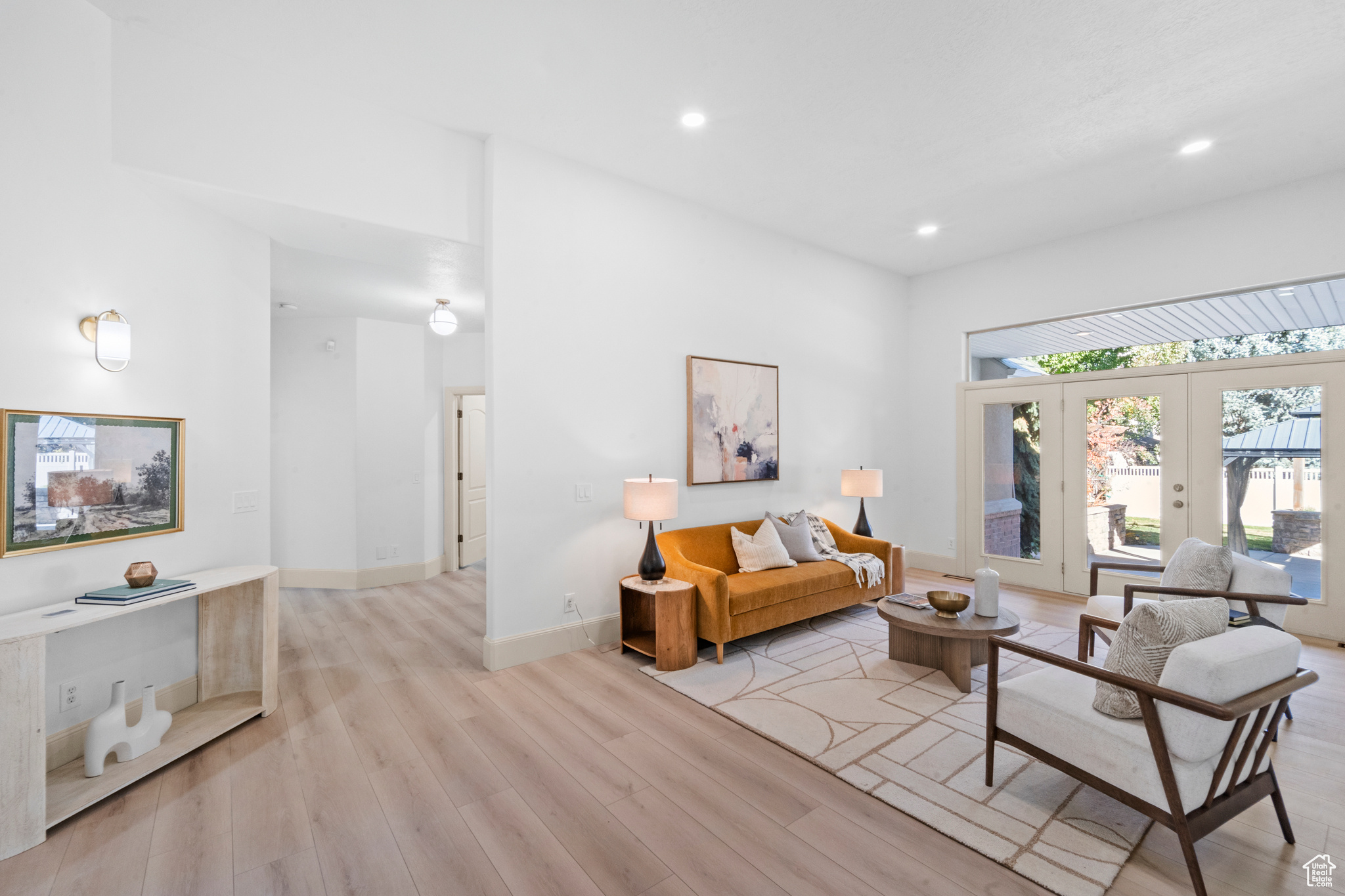 HEALEY HEIGHTS - Residential