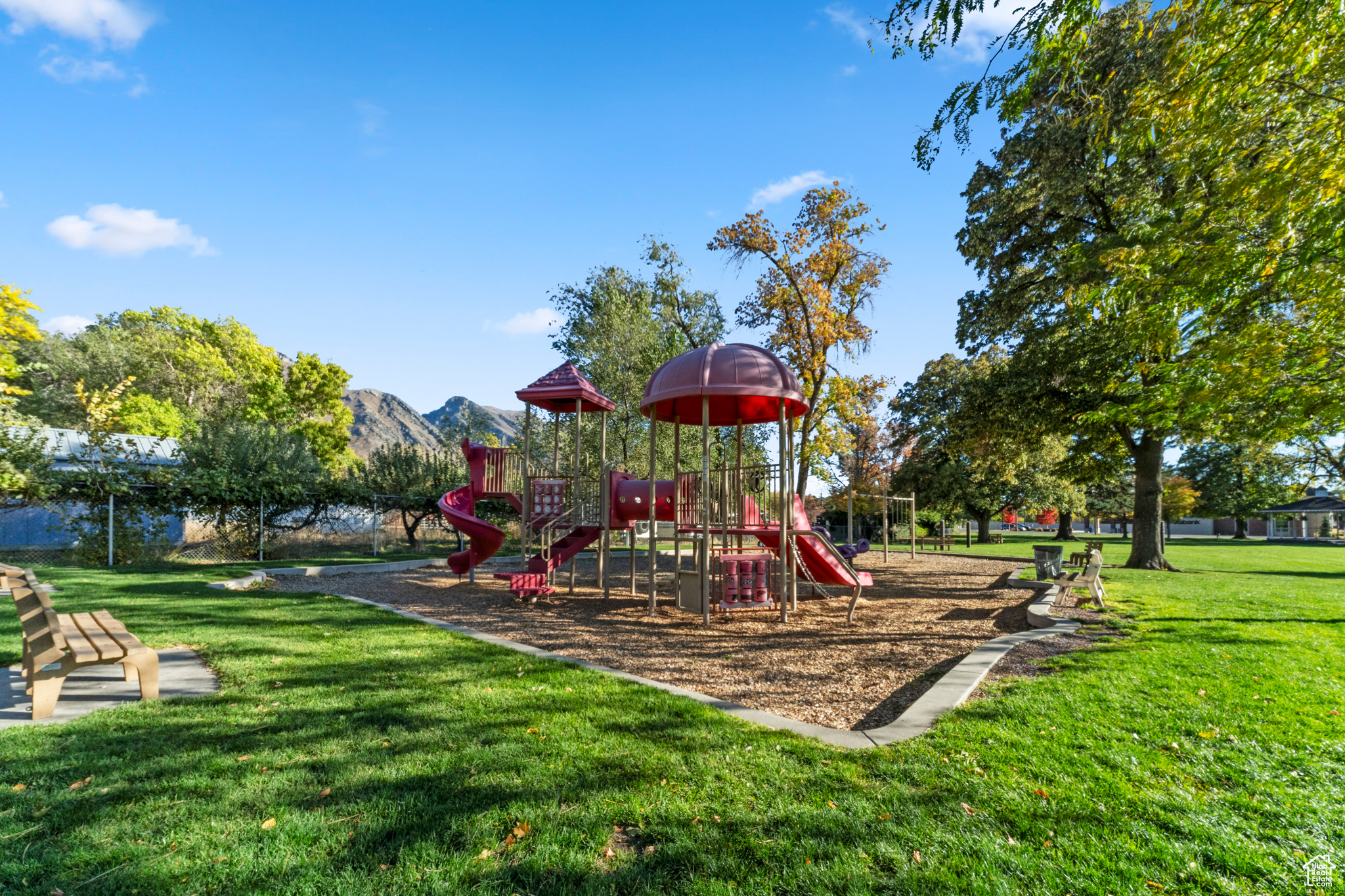 HEALEY HEIGHTS - Residential