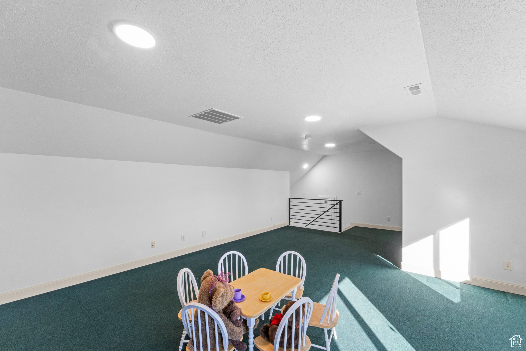 HEALEY HEIGHTS - Residential