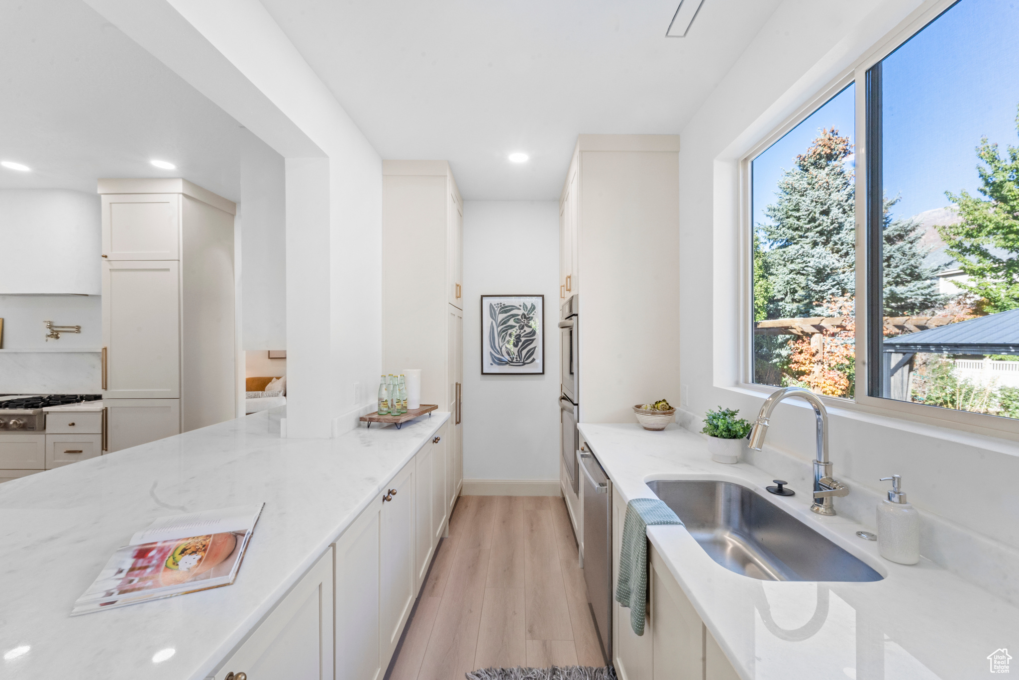 HEALEY HEIGHTS - Residential