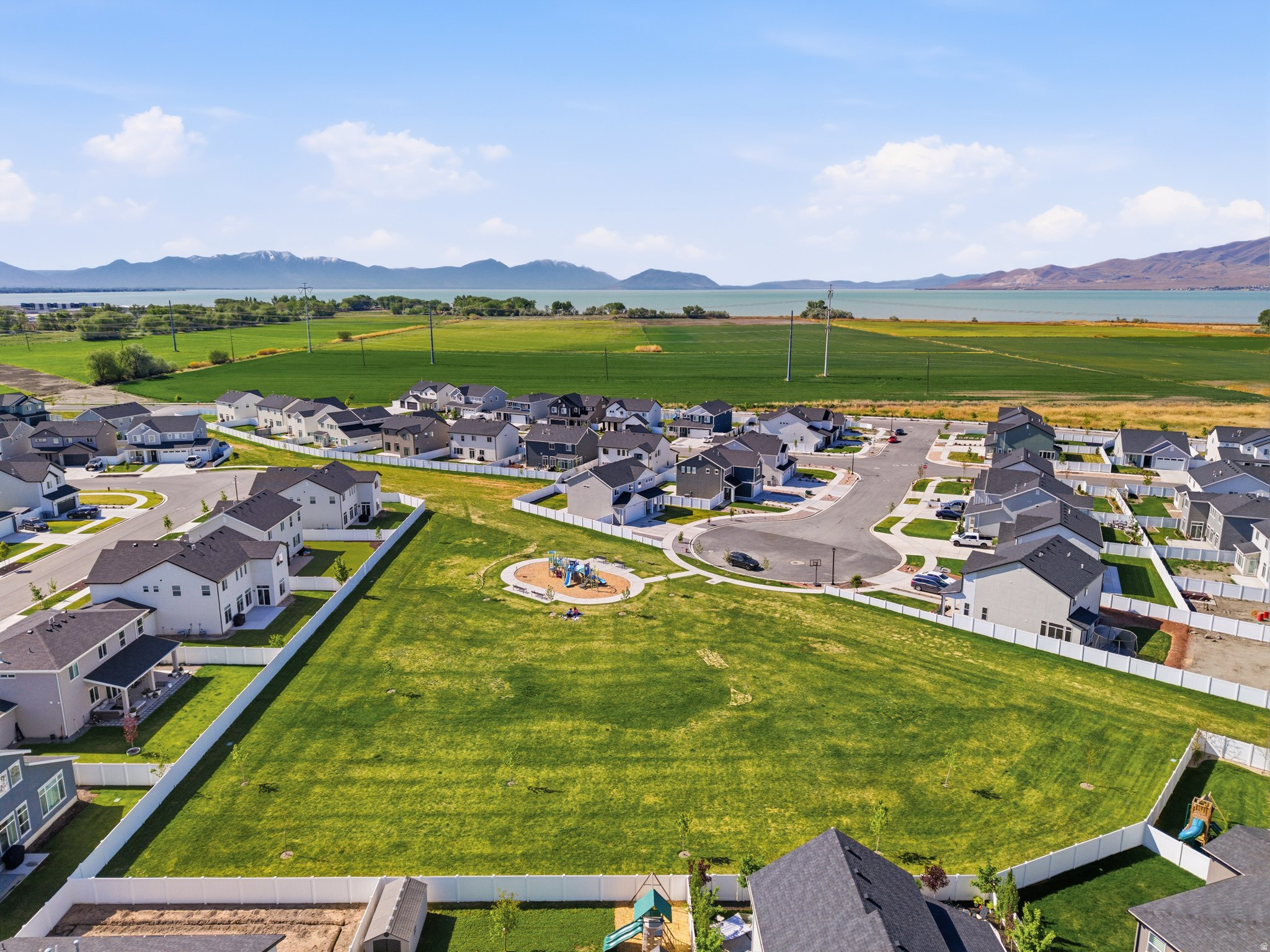 STONECREEK - Residential