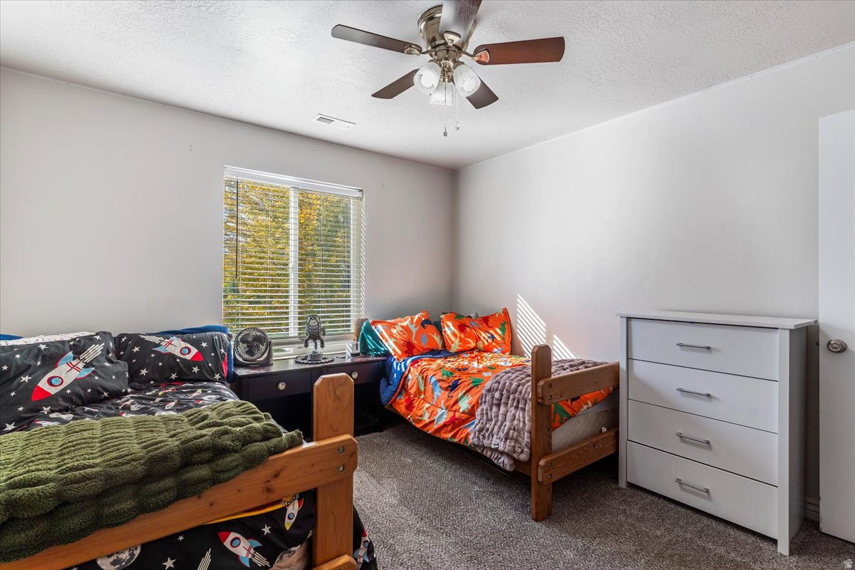 SANDY POINT TOWNHOME - Residential