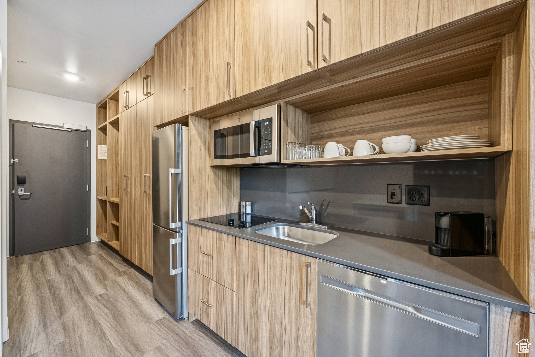 RC-14 CONDOS - Residential