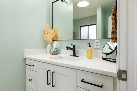 Tiny photo for 655 S HILLSIDE DR, Kanab, UT 84741 (MLS # 2126287)